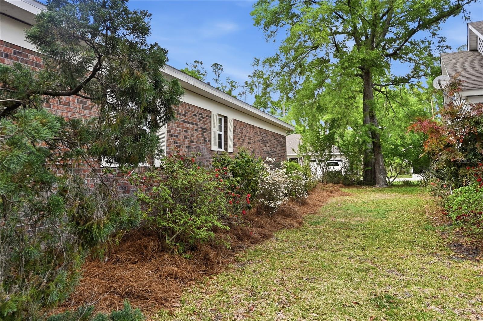 RIVER WOODS SUB - Residential