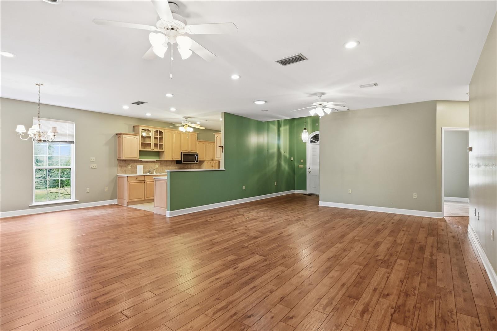 RIVER WOODS SUB - Residential