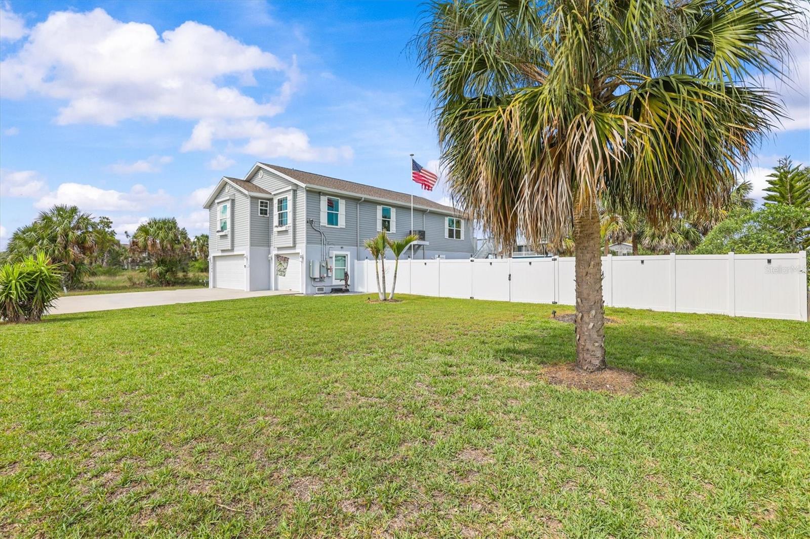 HERNANDO BEACH - Residential