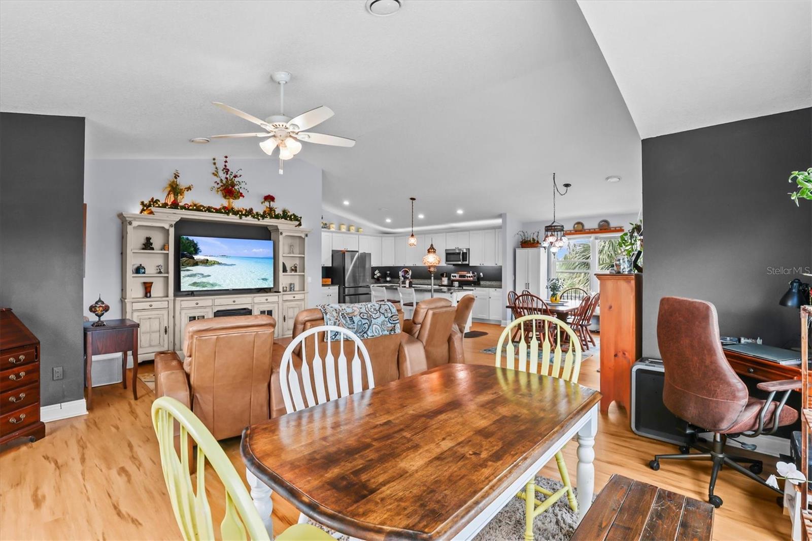 HERNANDO BEACH - Residential