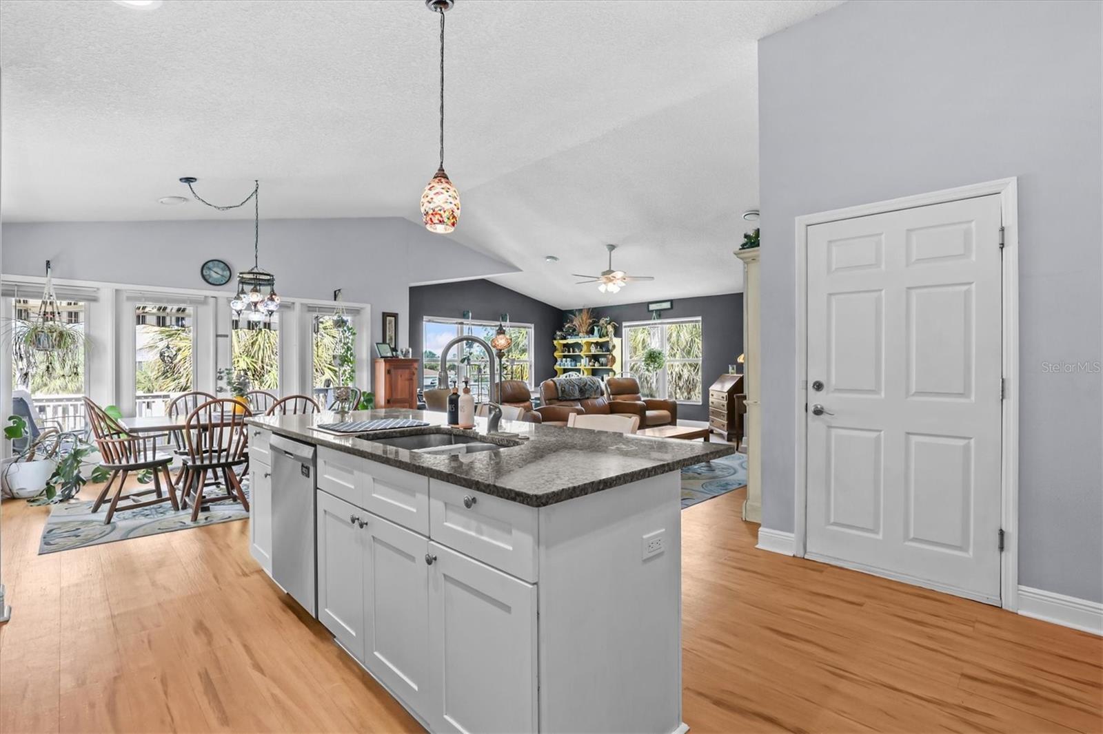 HERNANDO BEACH - Residential