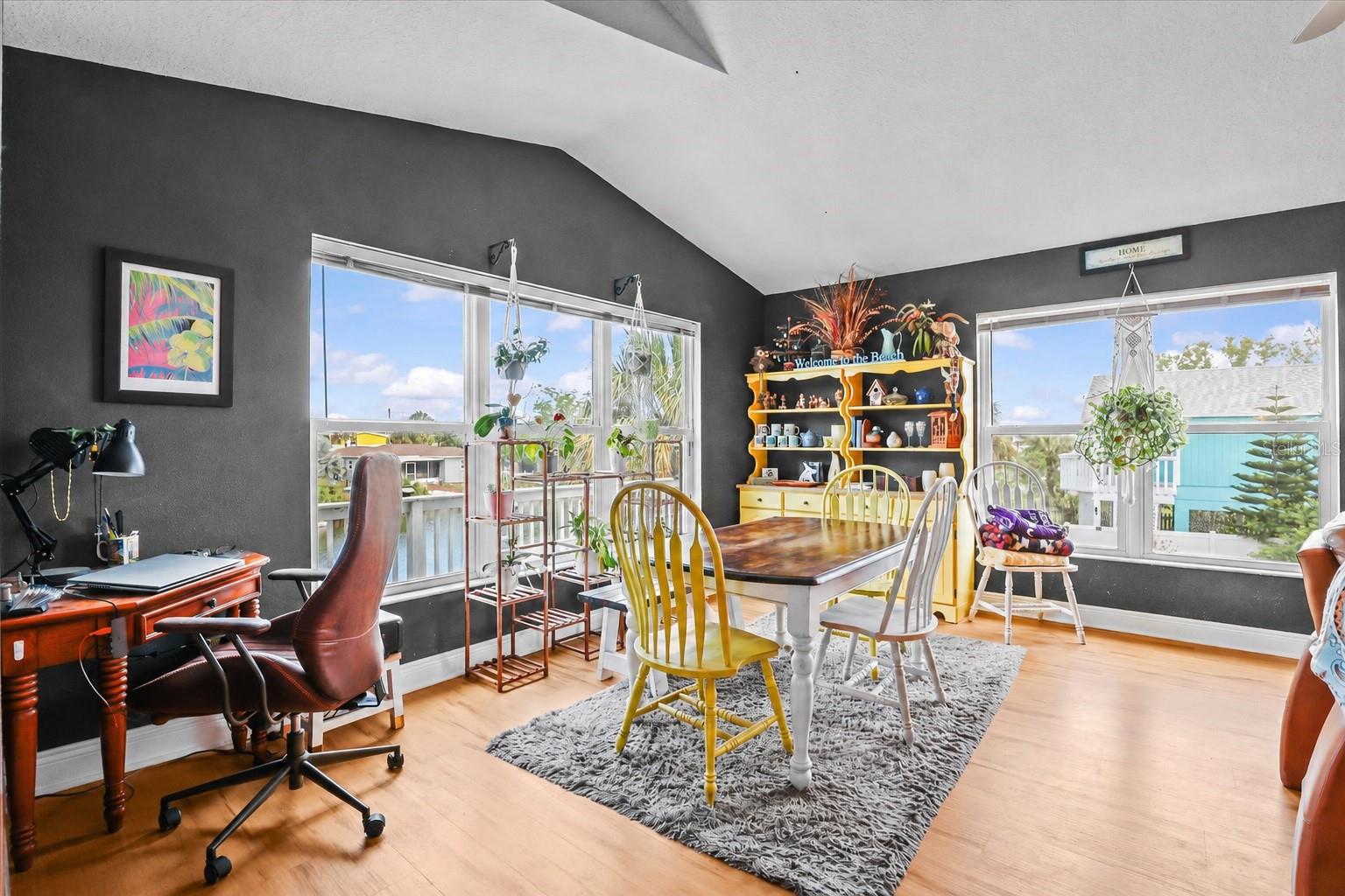 HERNANDO BEACH - Residential