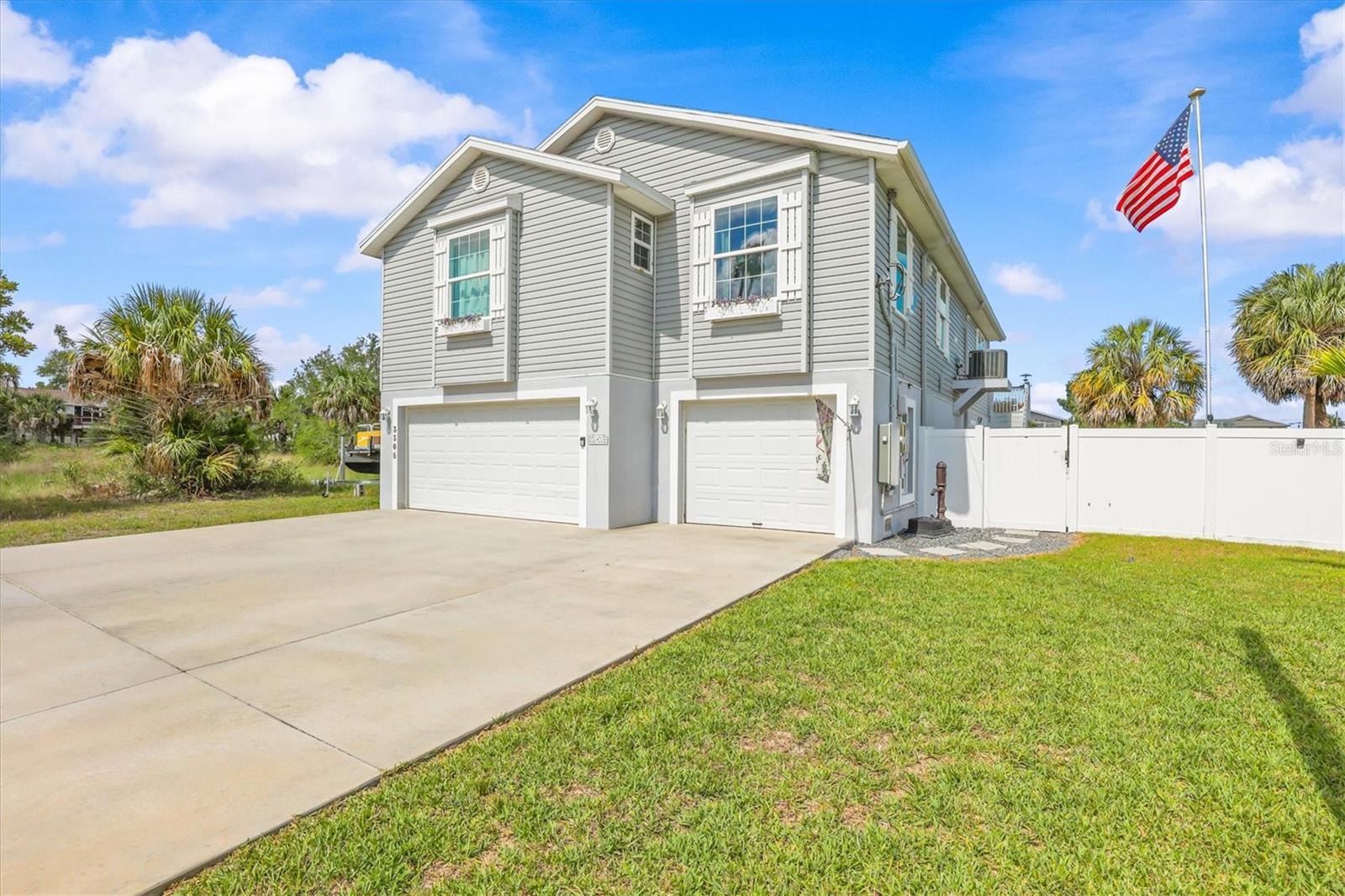 HERNANDO BEACH - Residential