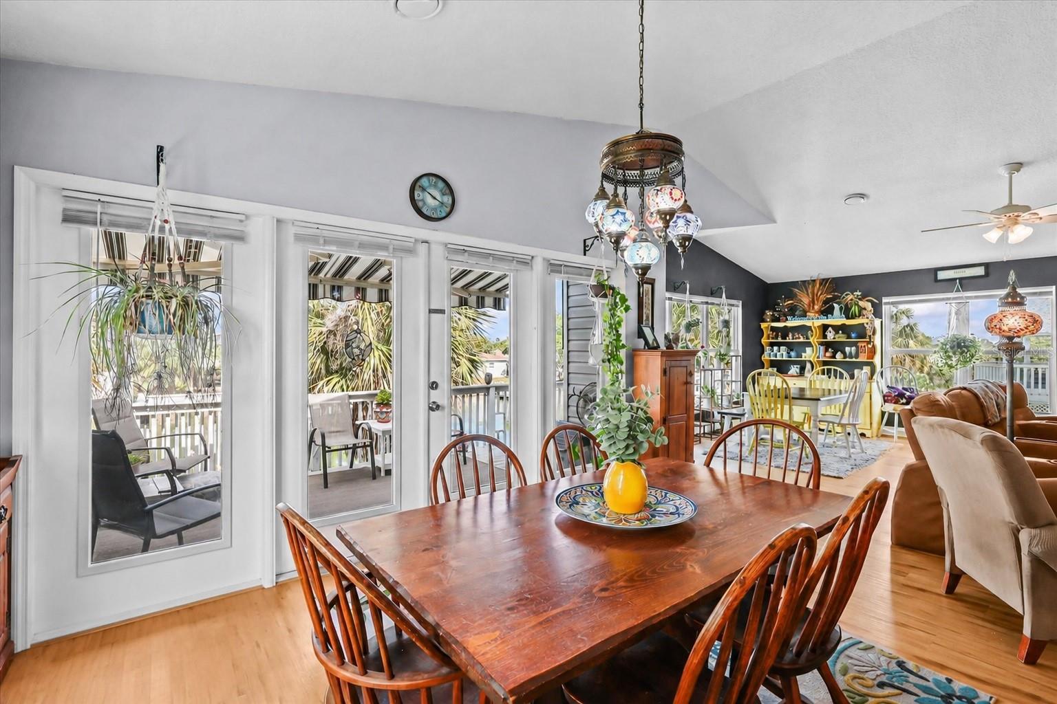 HERNANDO BEACH - Residential