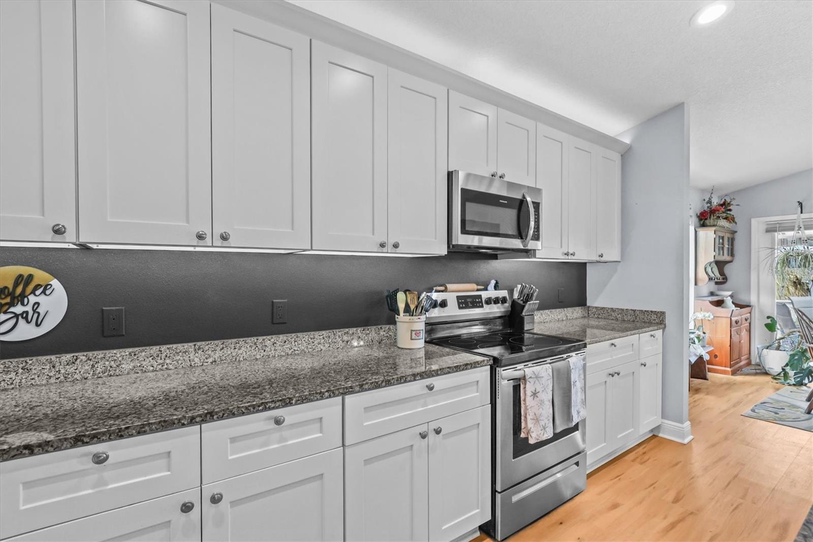 HERNANDO BEACH - Residential