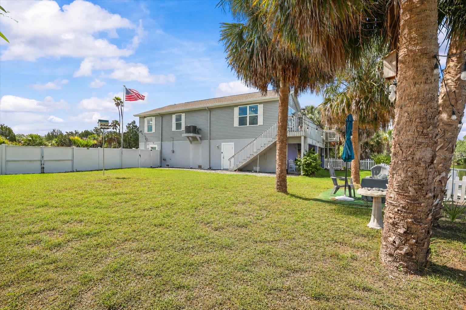 HERNANDO BEACH - Residential