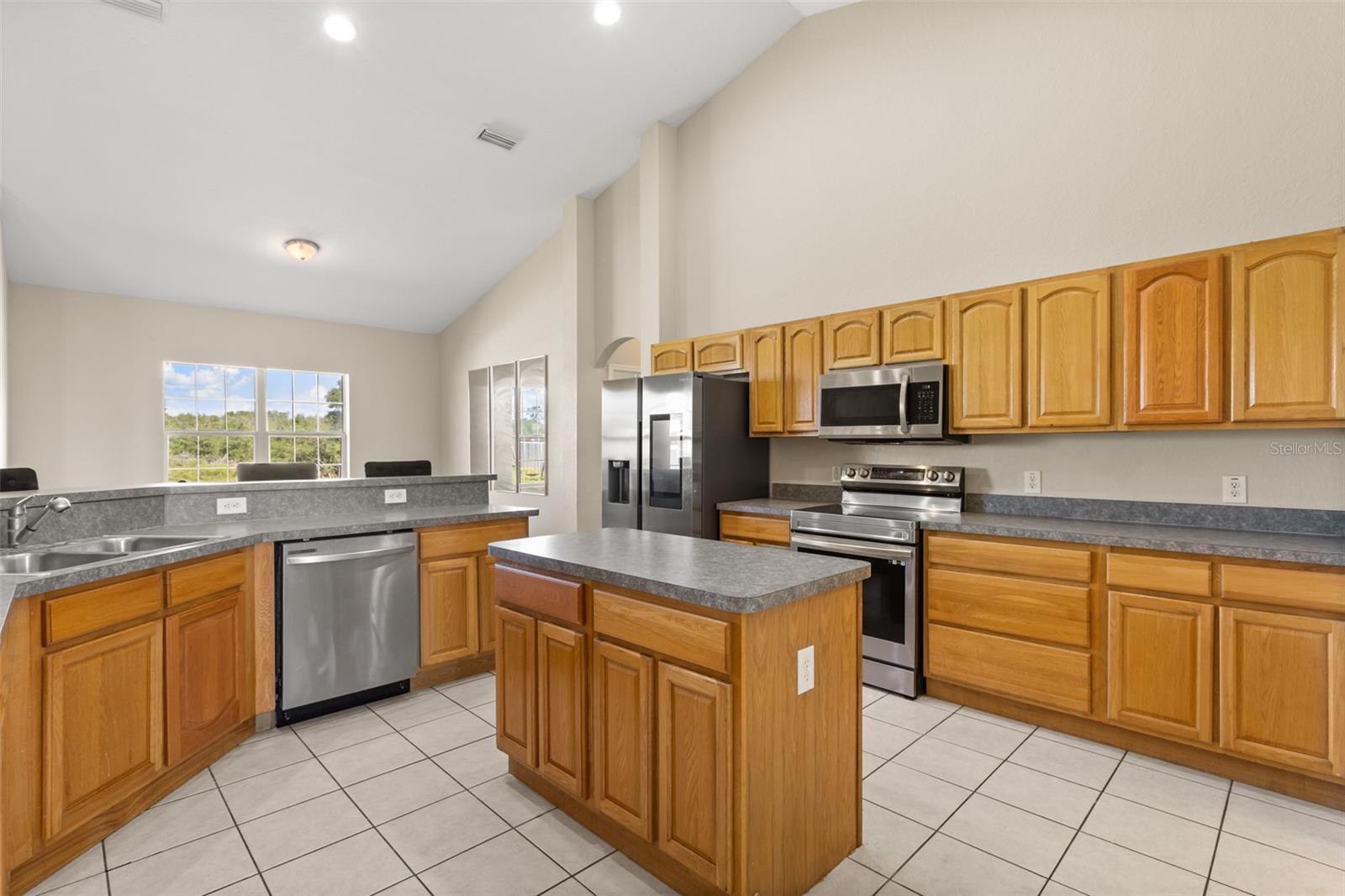 OCALA WATERWAY ESTATE - Residential