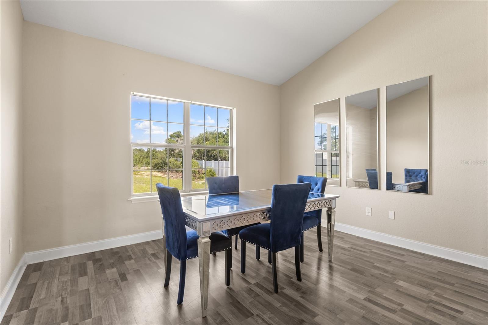 OCALA WATERWAY ESTATE - Residential