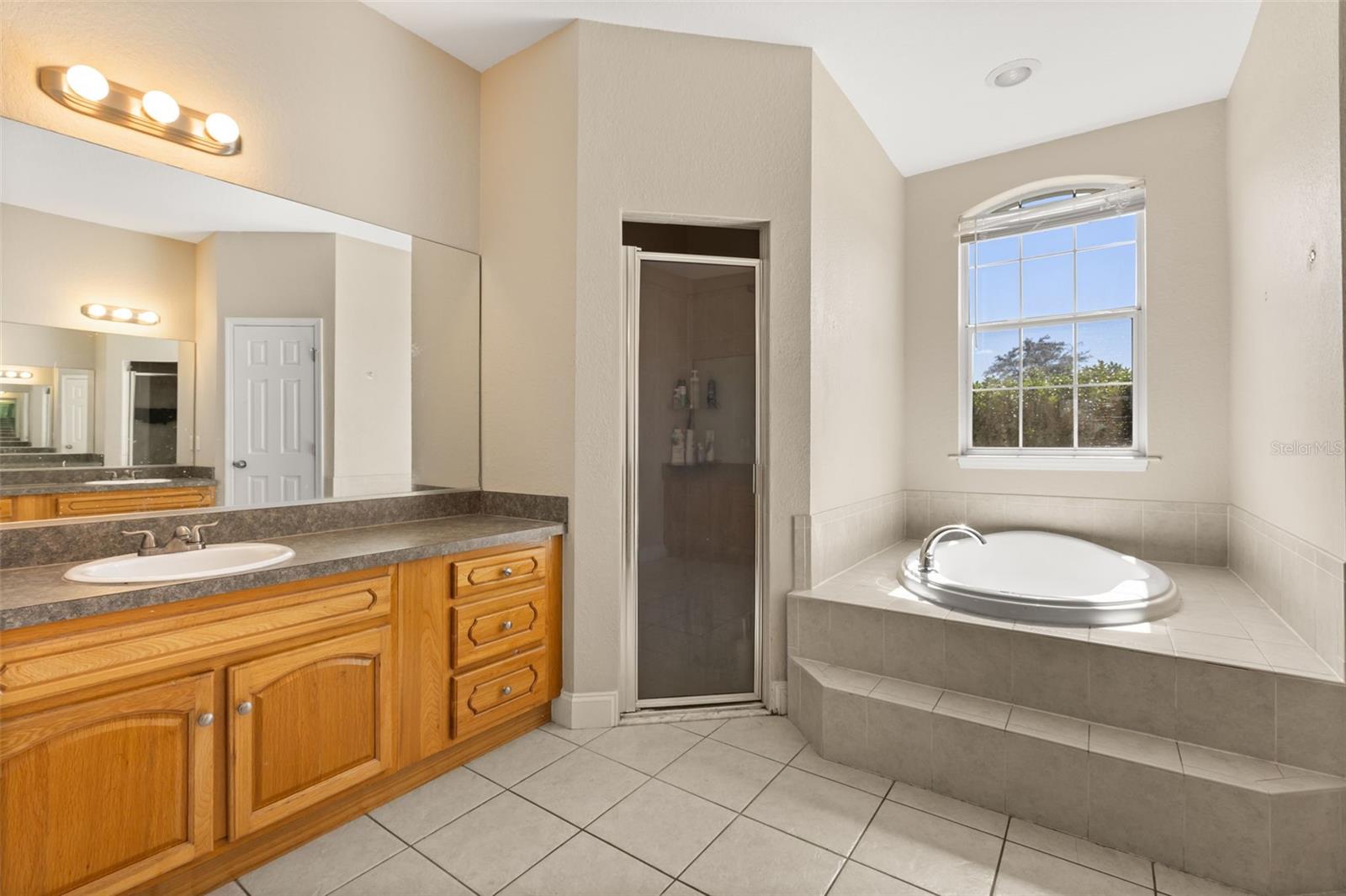 OCALA WATERWAY ESTATE - Residential