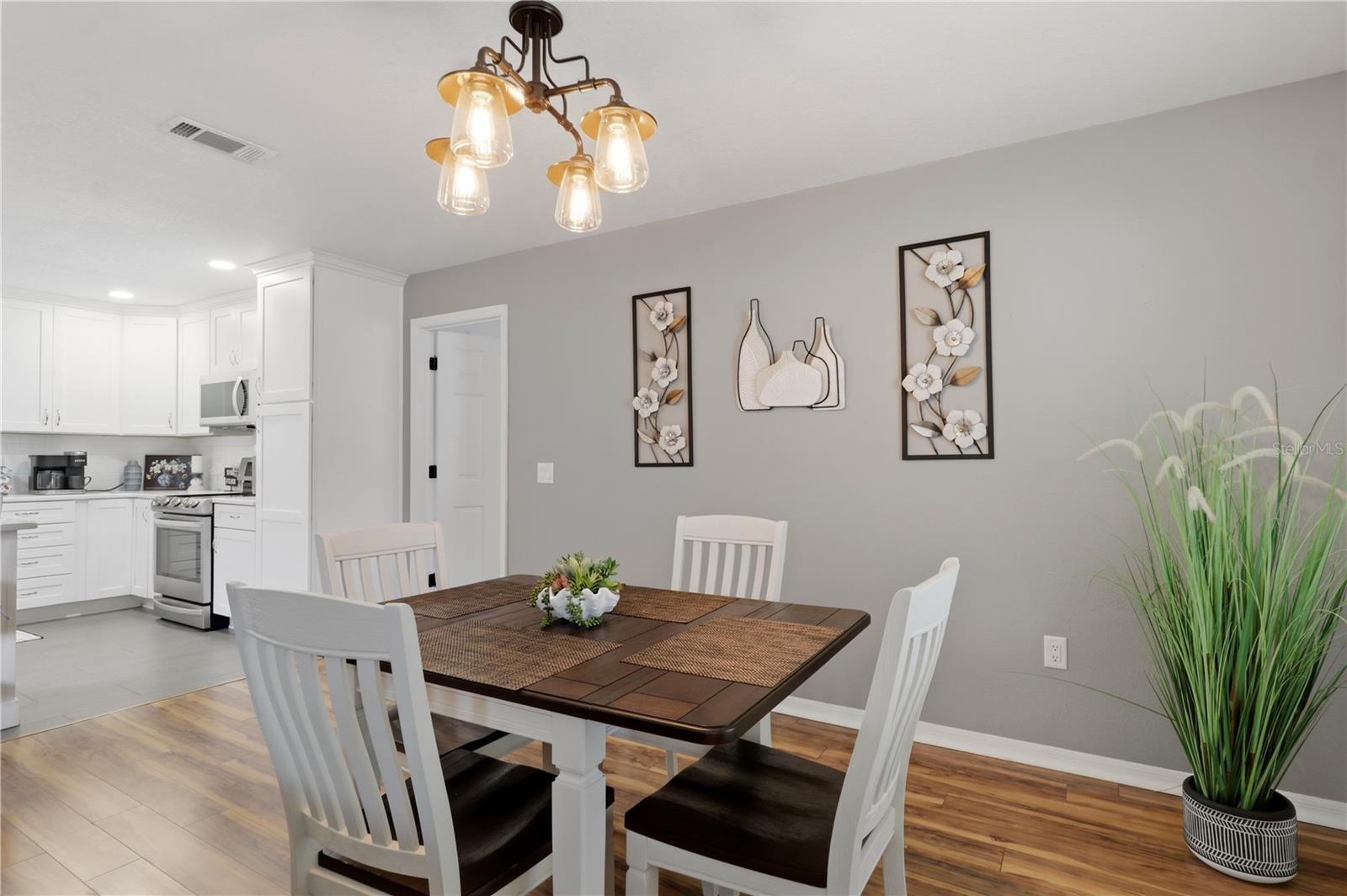 TRACYS POINT ADD 06 - Residential