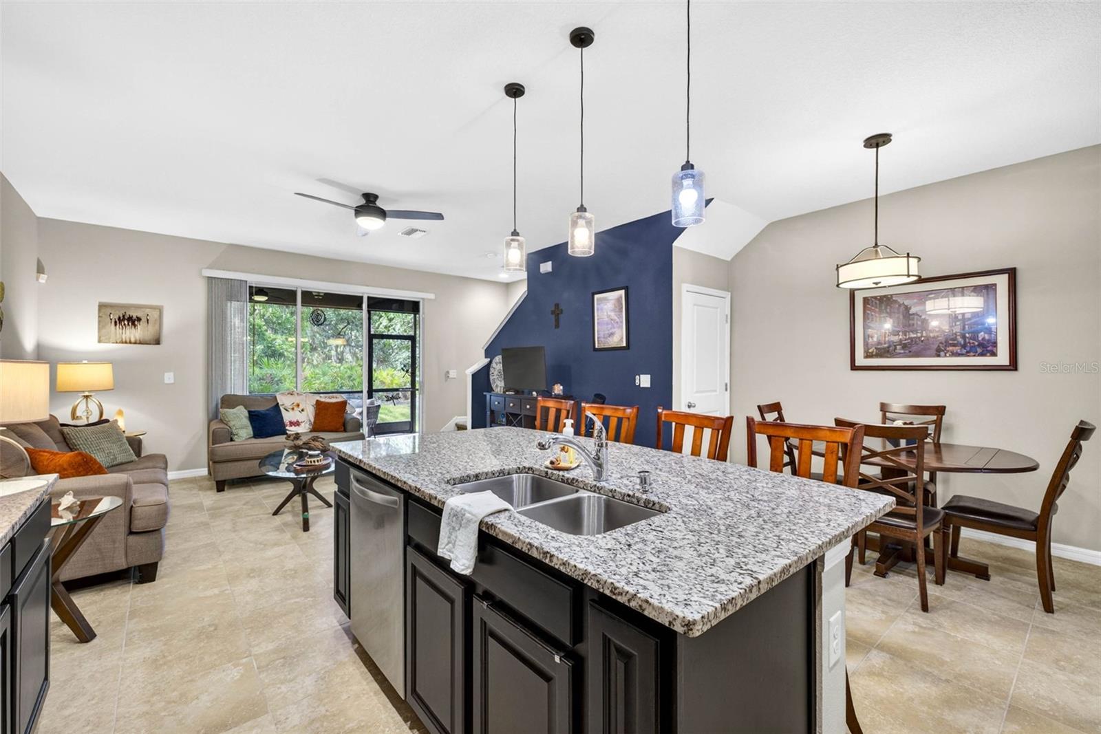 LANDING PH 1 - Residential