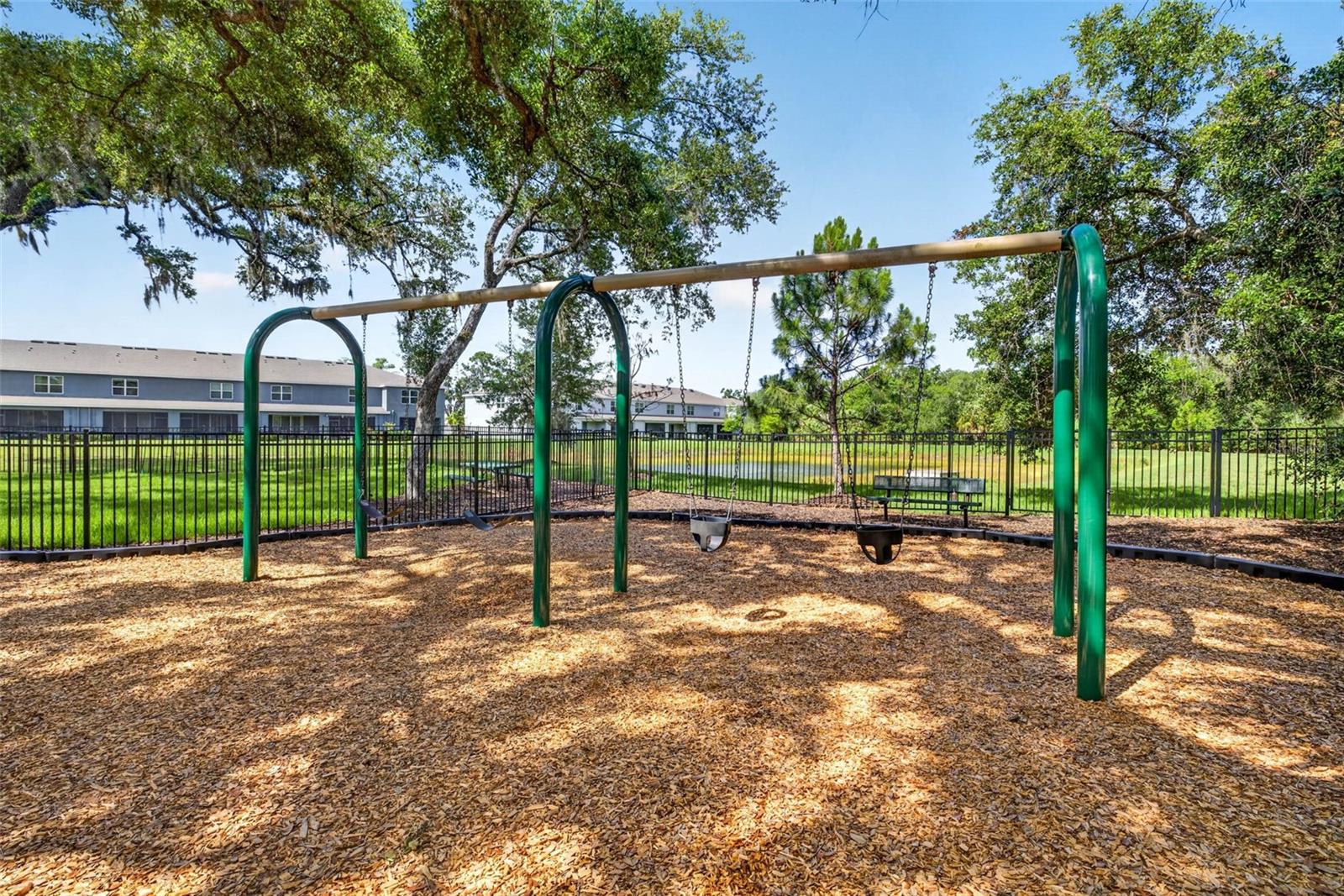LANDING PH 1 - Residential