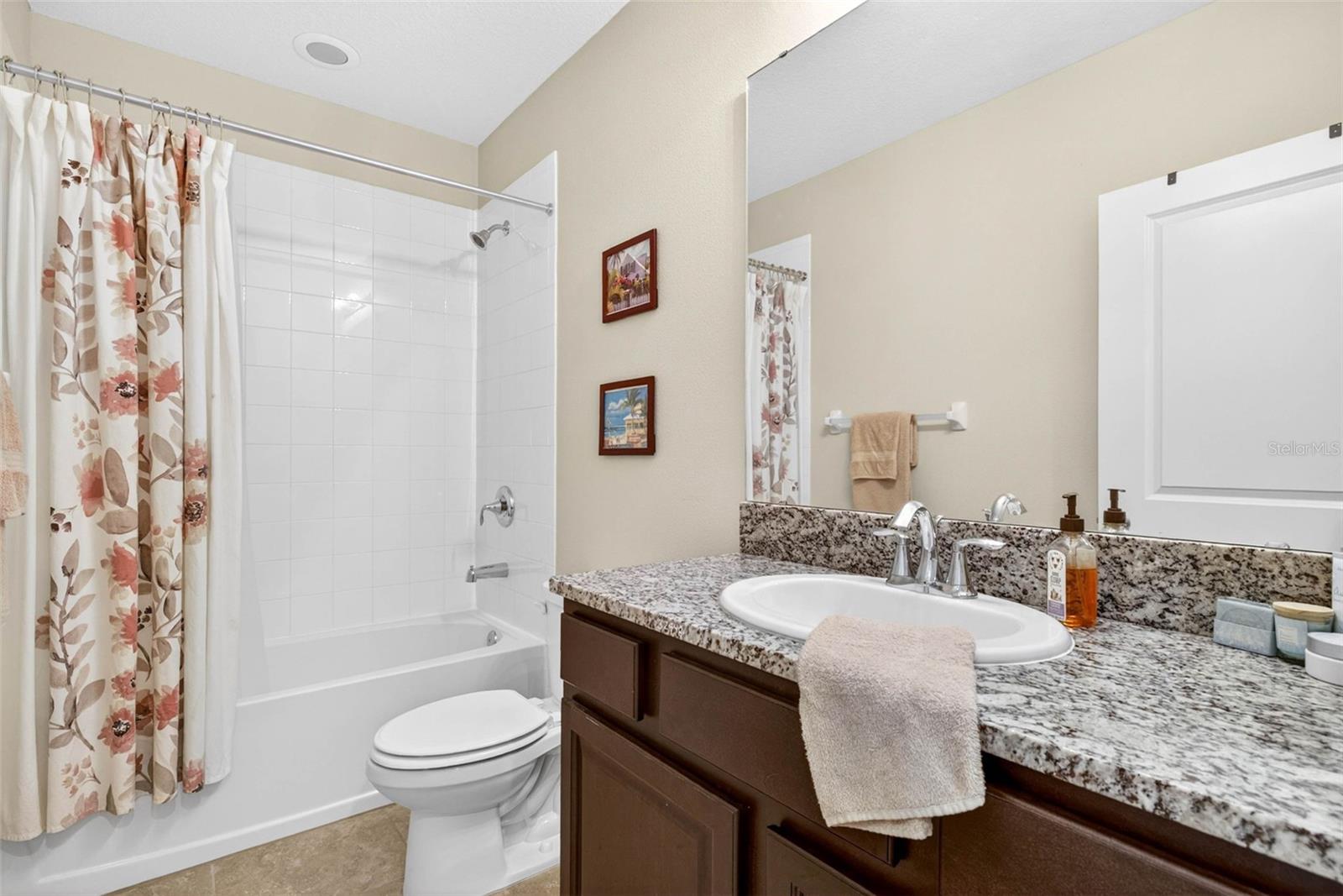 LANDING PH 1 - Residential