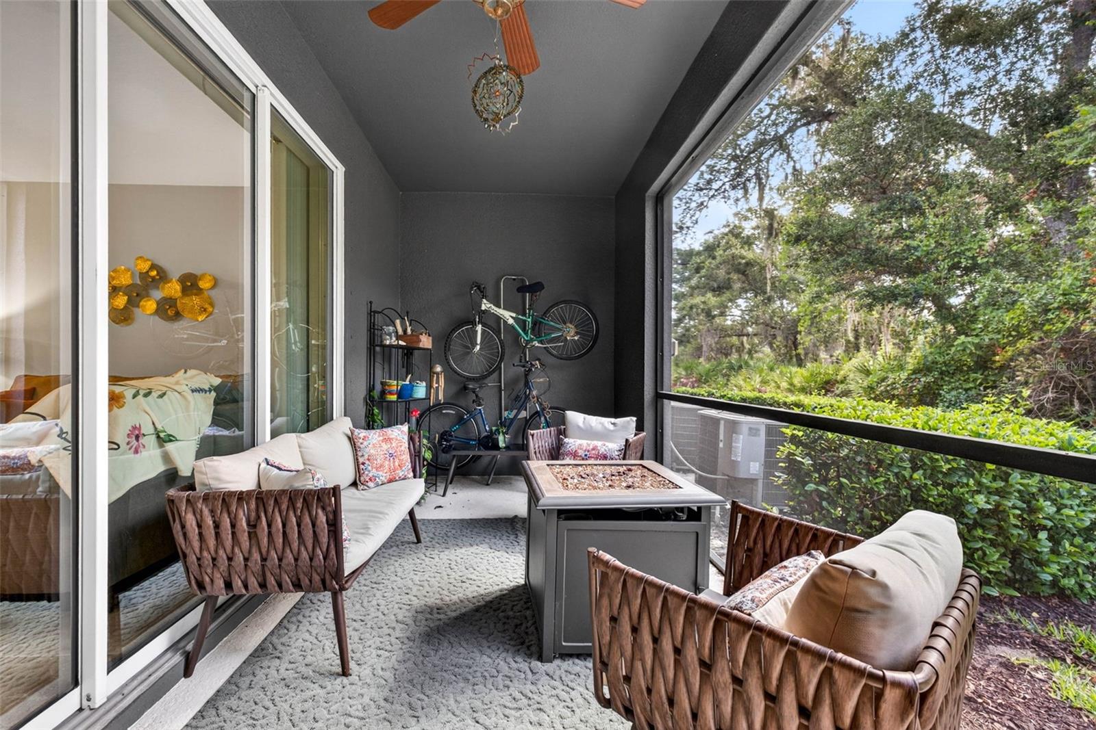 LANDING PH 1 - Residential
