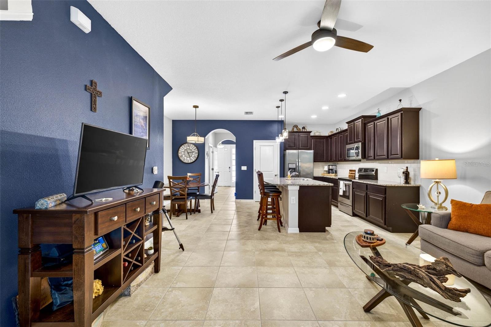 LANDING PH 1 - Residential