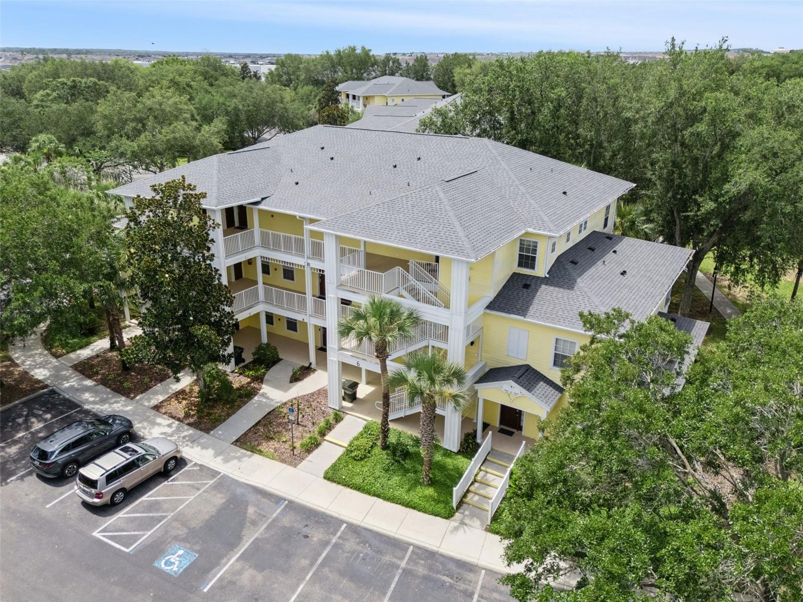 BAHAMA BAY - Residential