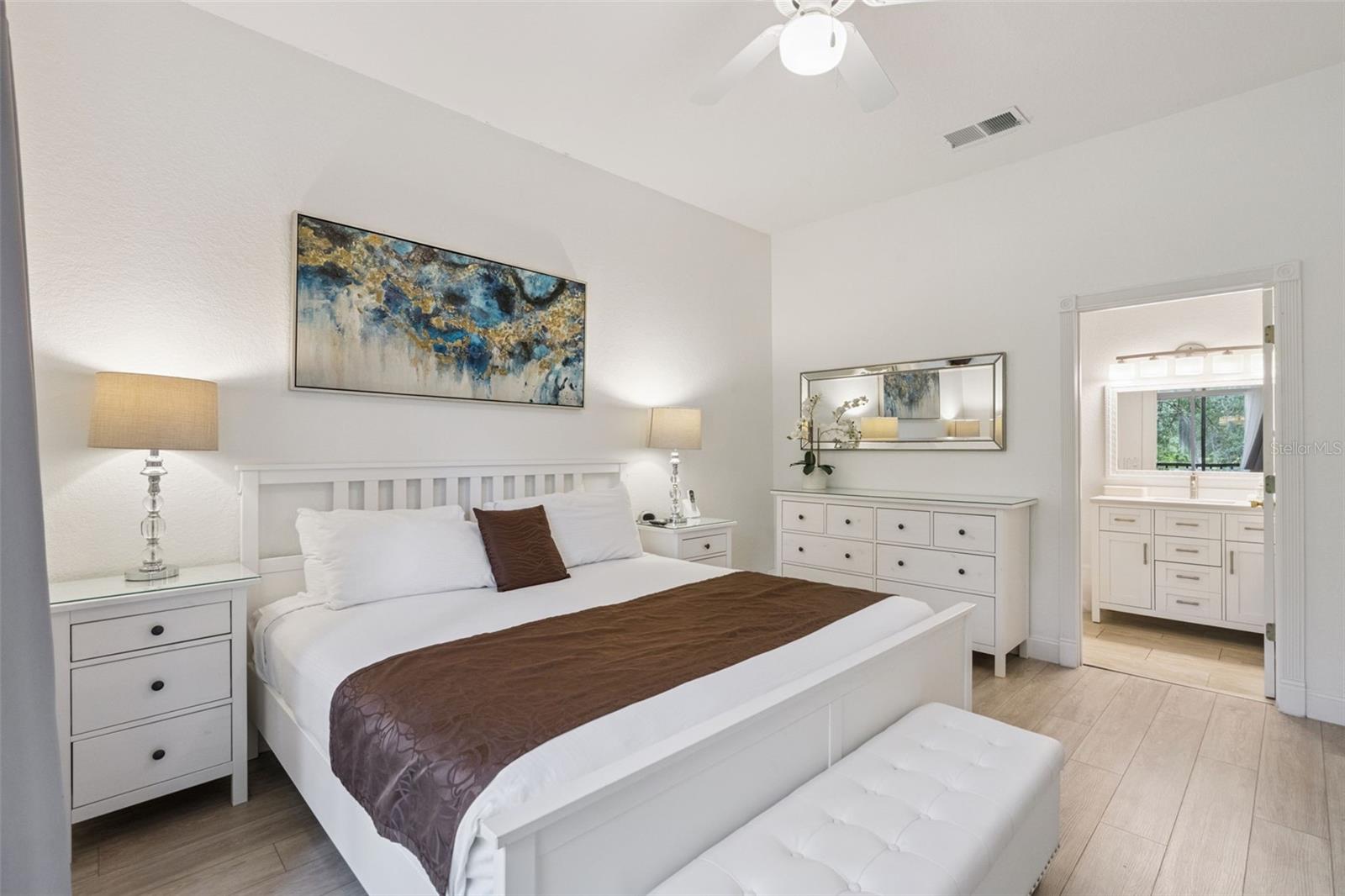 BAHAMA BAY - Residential