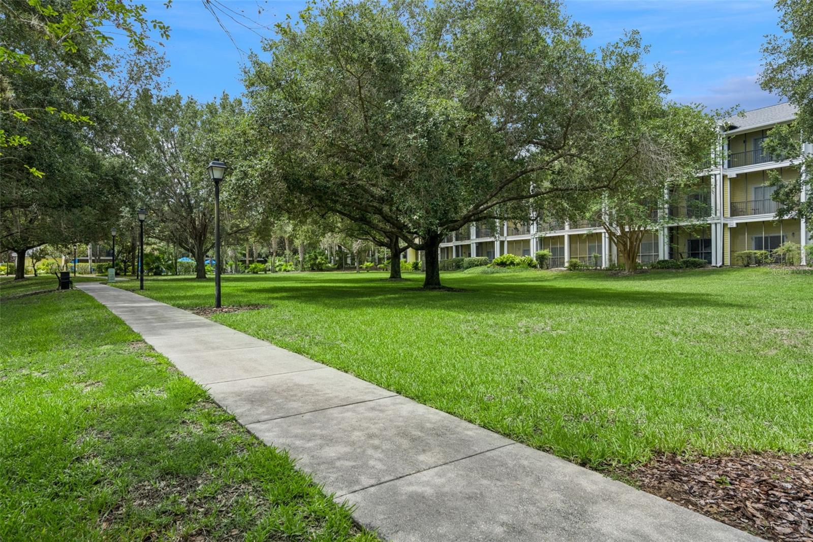 BAHAMA BAY - Residential