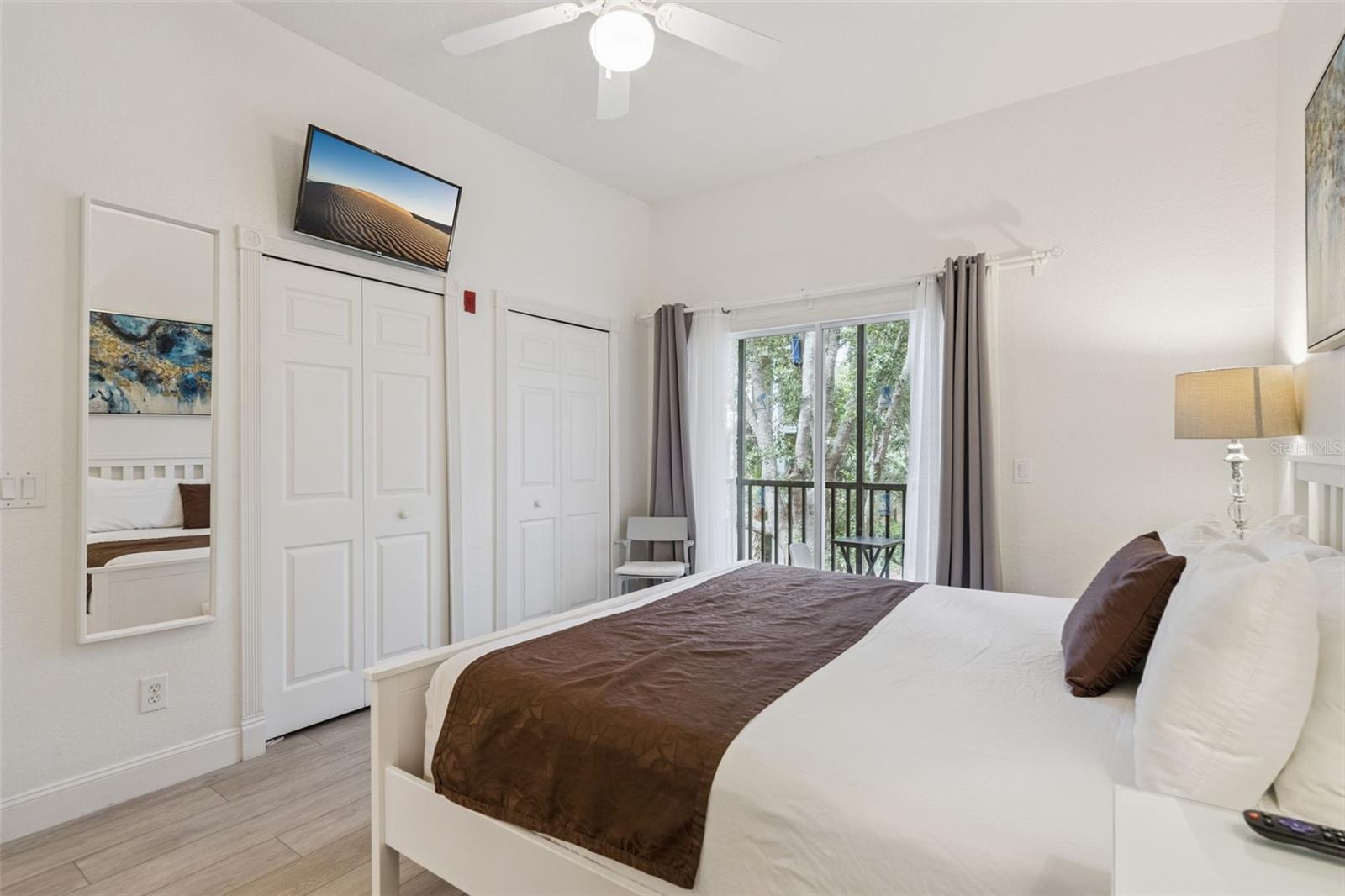 BAHAMA BAY - Residential