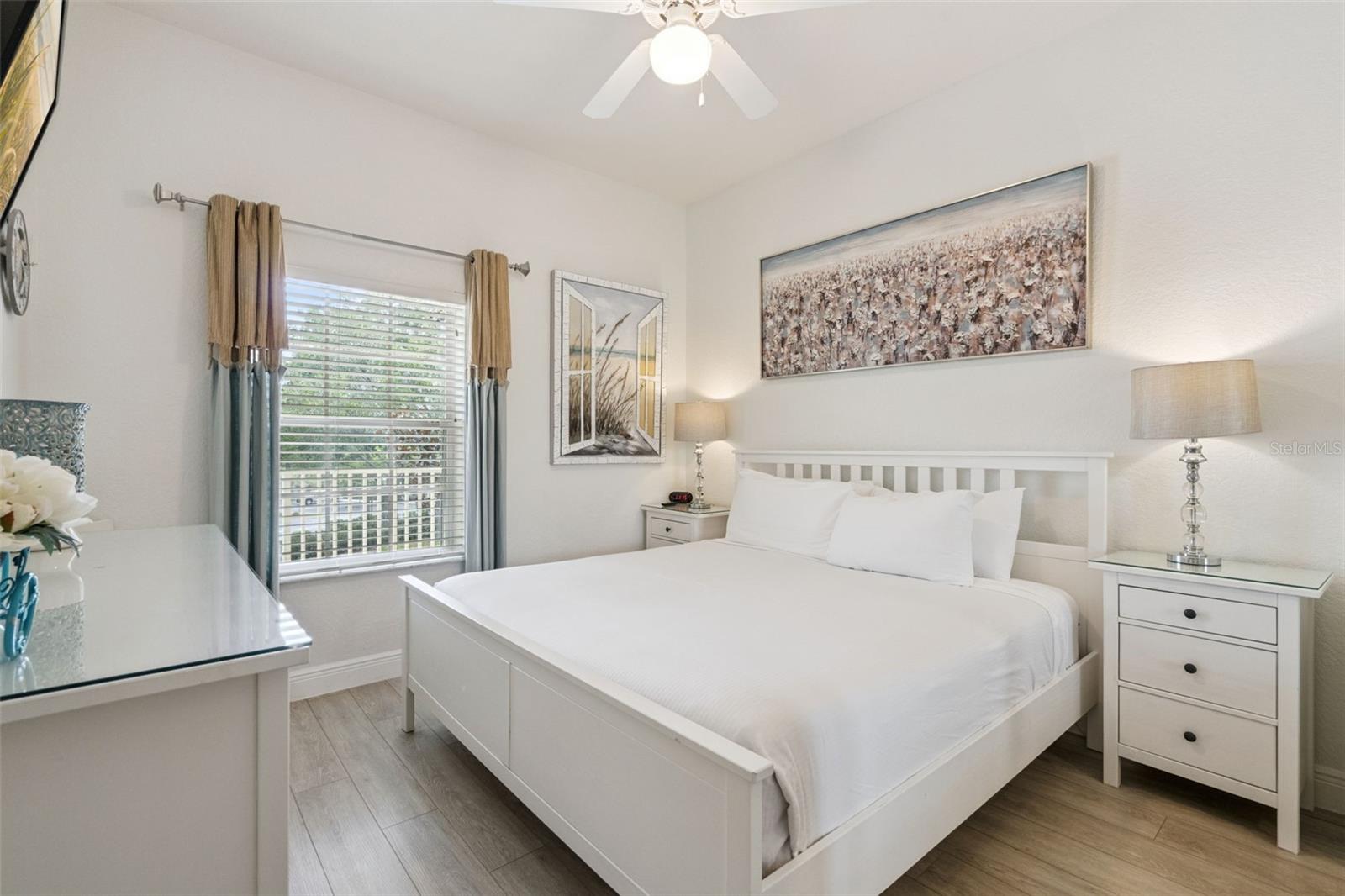 BAHAMA BAY - Residential
