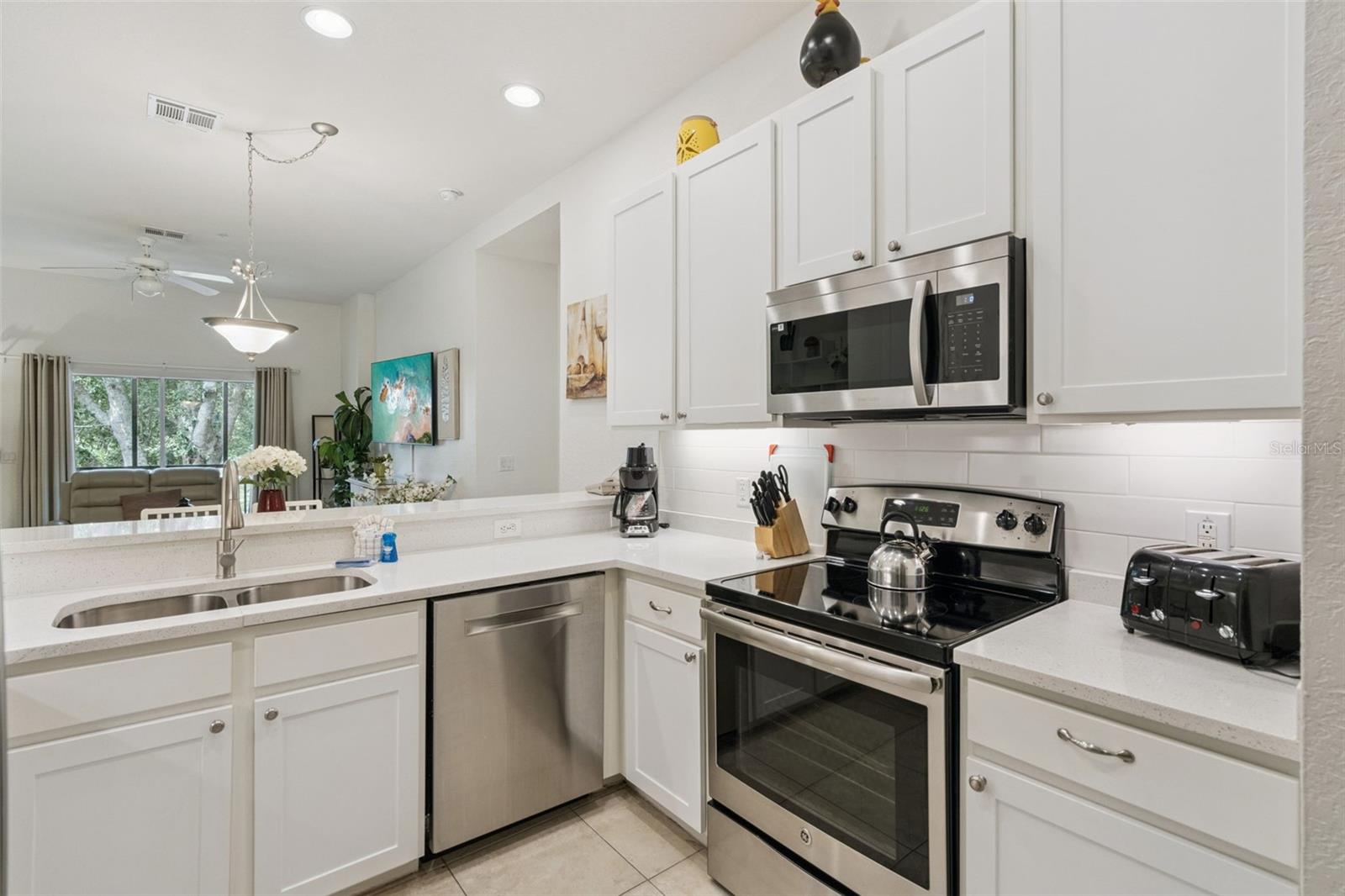 BAHAMA BAY - Residential