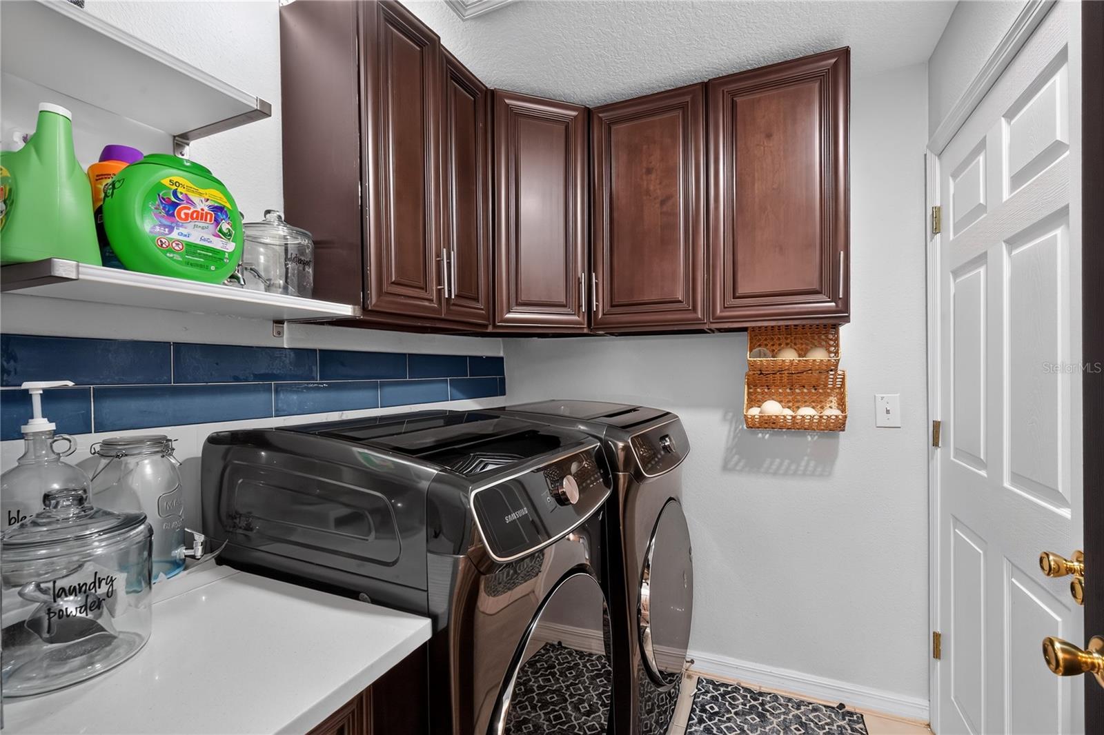 SOUTH BAY LAKES UNIT 1 - Residential