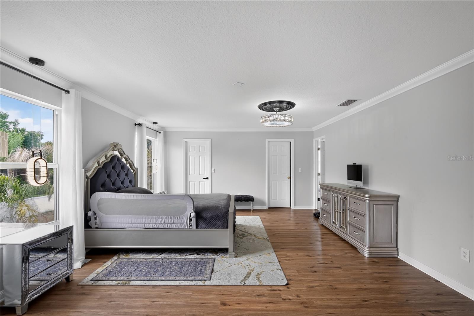 SOUTH BAY LAKES UNIT 1 - Residential