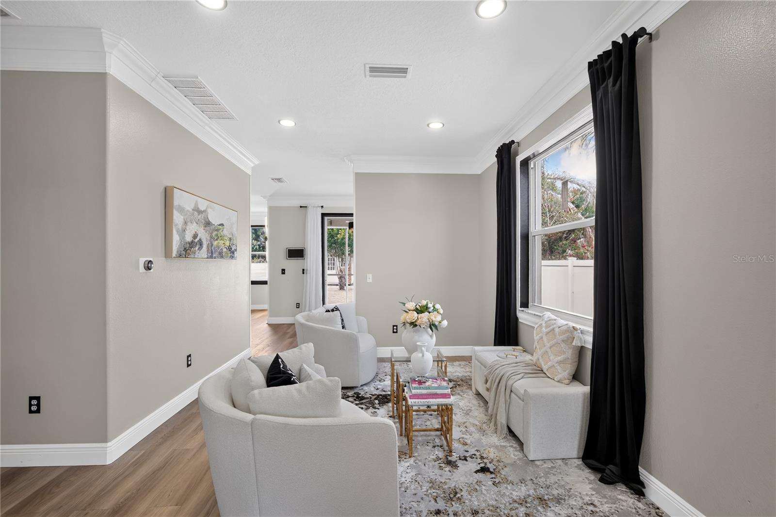 SOUTH BAY LAKES UNIT 1 - Residential