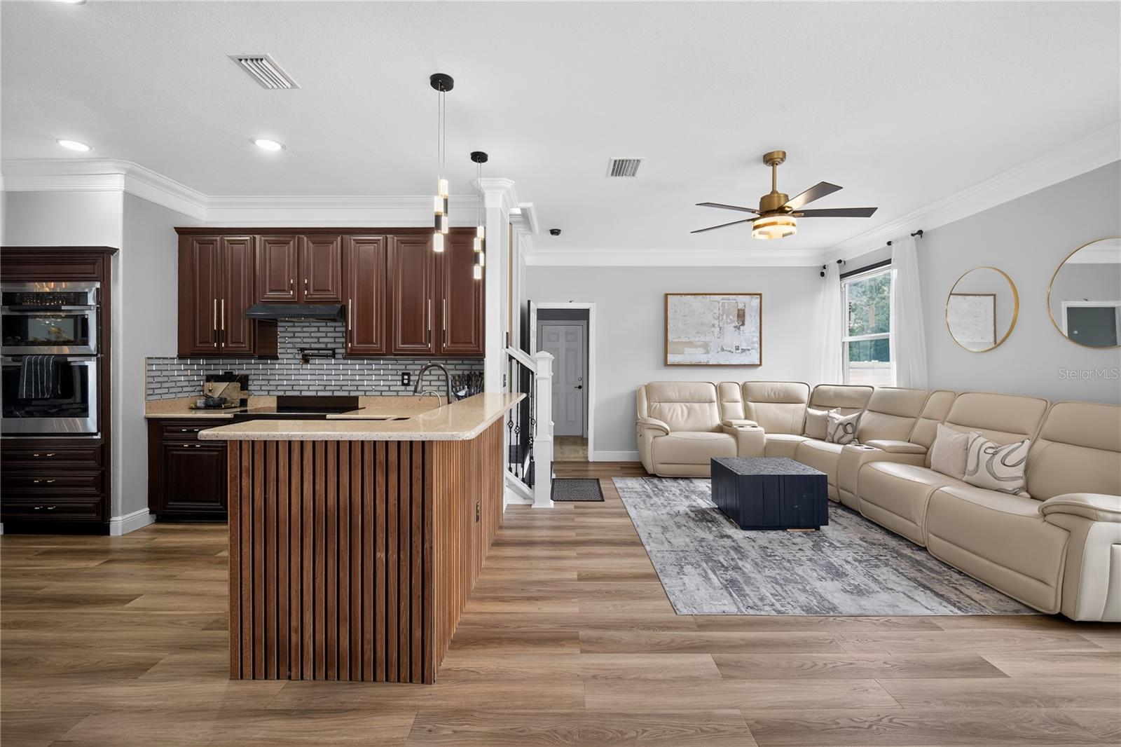 SOUTH BAY LAKES UNIT 1 - Residential