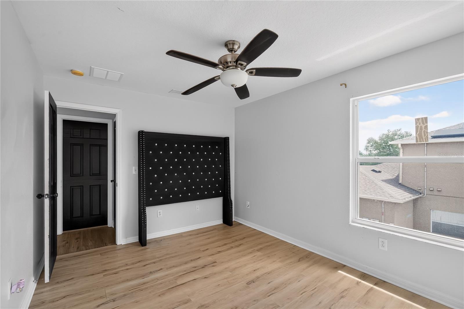 SOUTH BAY LAKES UNIT 1 - Residential