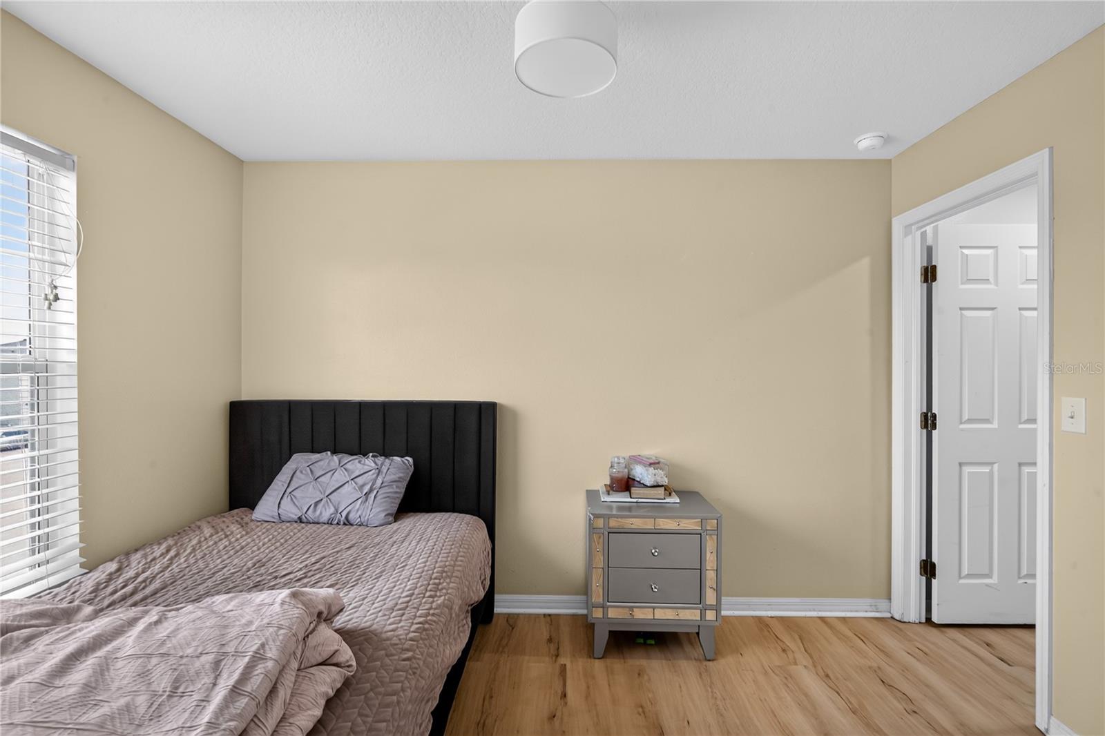 SOUTH BAY LAKES UNIT 1 - Residential