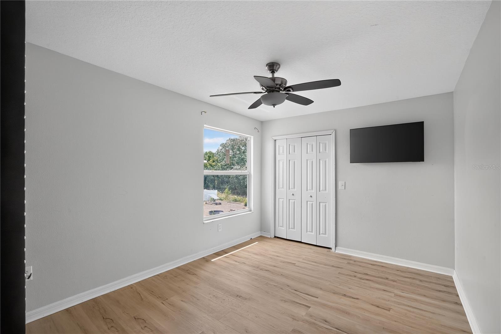 SOUTH BAY LAKES UNIT 1 - Residential