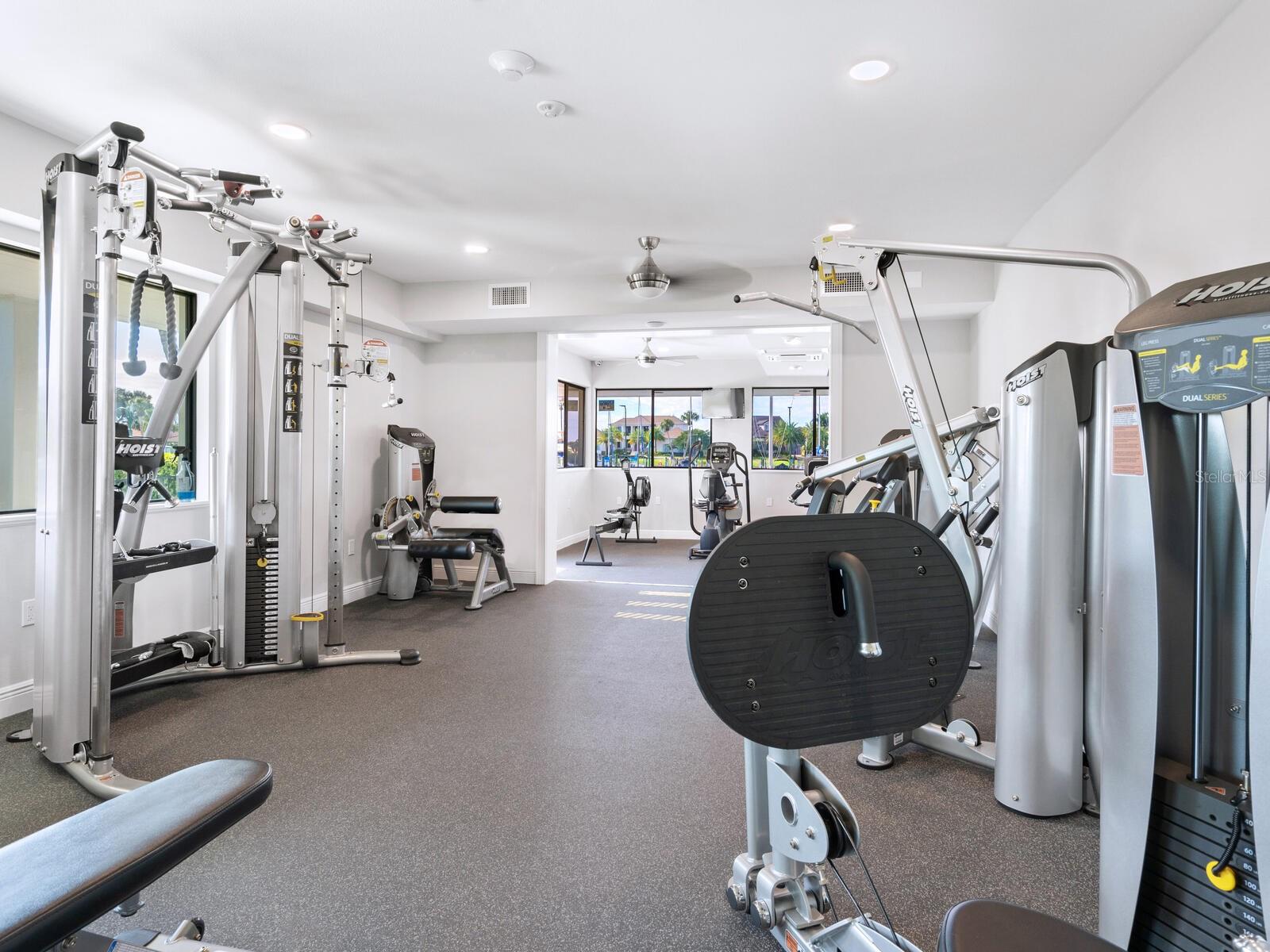 SOUTHBAY YACHT & RACQUET CLUB - Residential