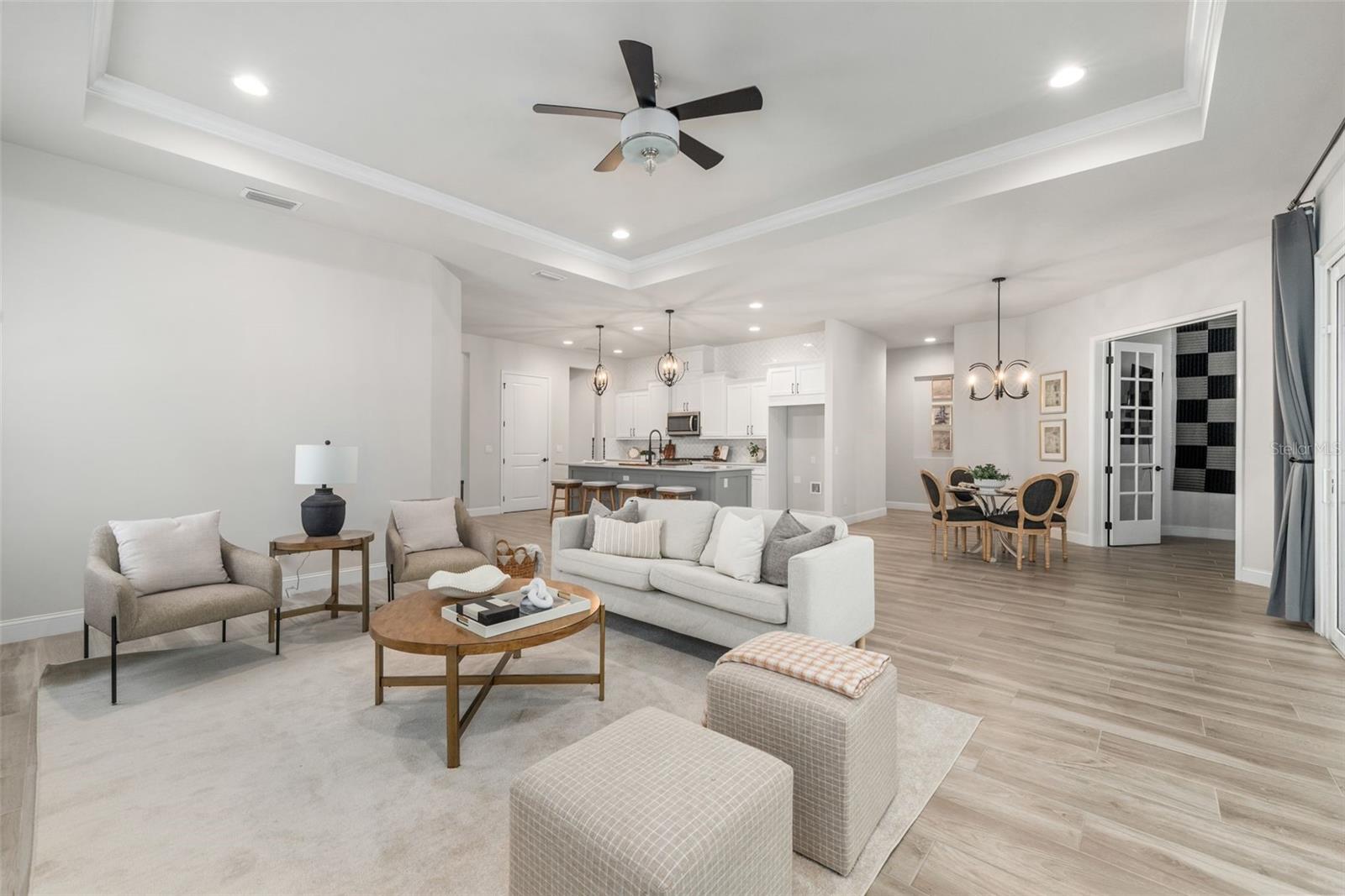 OAKMONT PH 3 PB 35 PG 60 - Residential