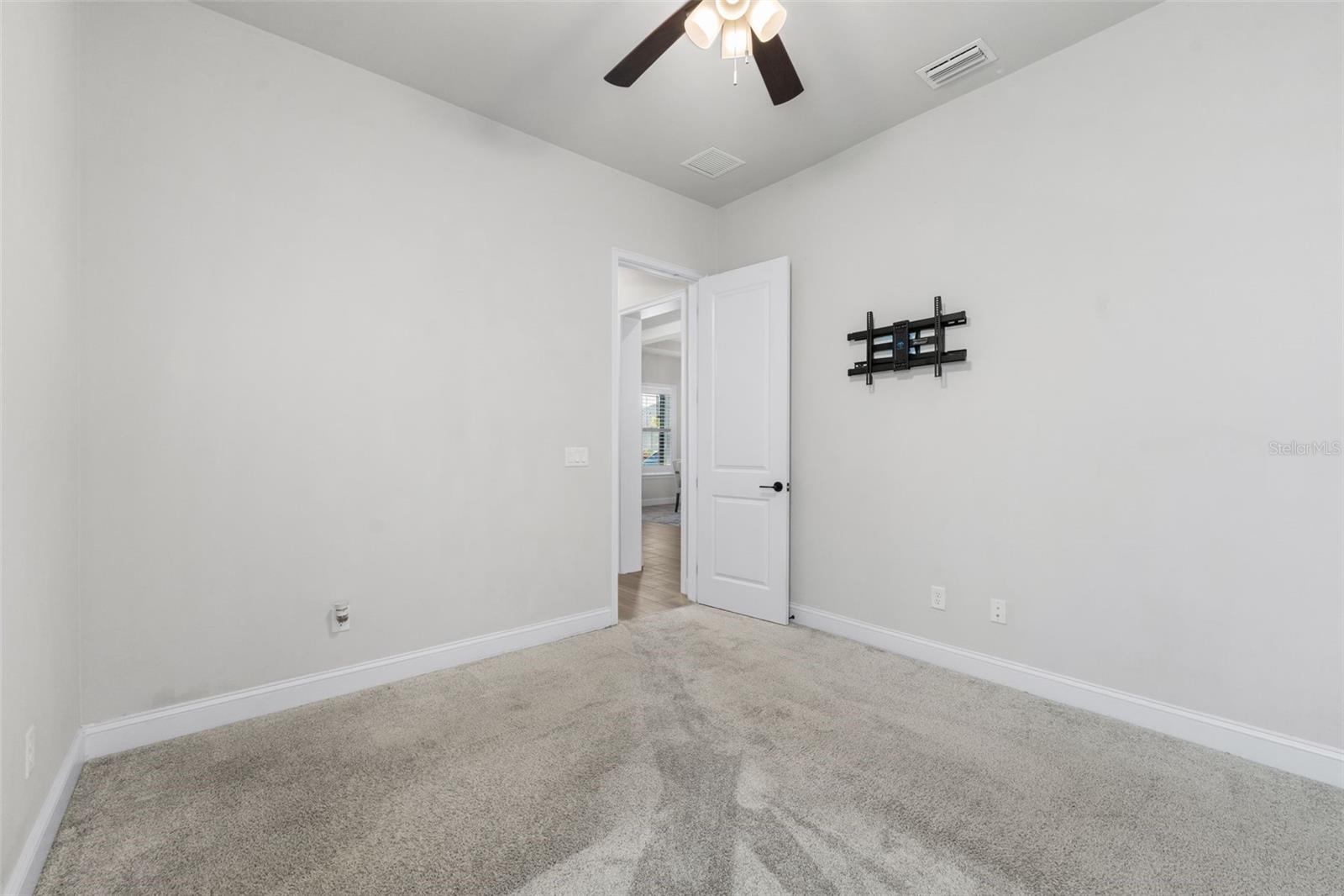 OAKMONT PH 3 PB 35 PG 60 - Residential