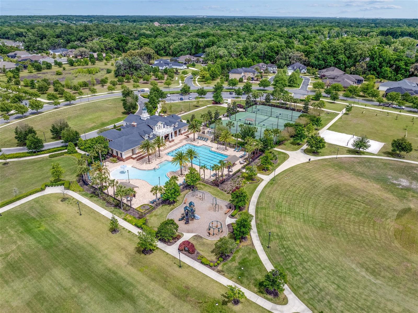 OAKMONT PH 3 PB 35 PG 60 - Residential