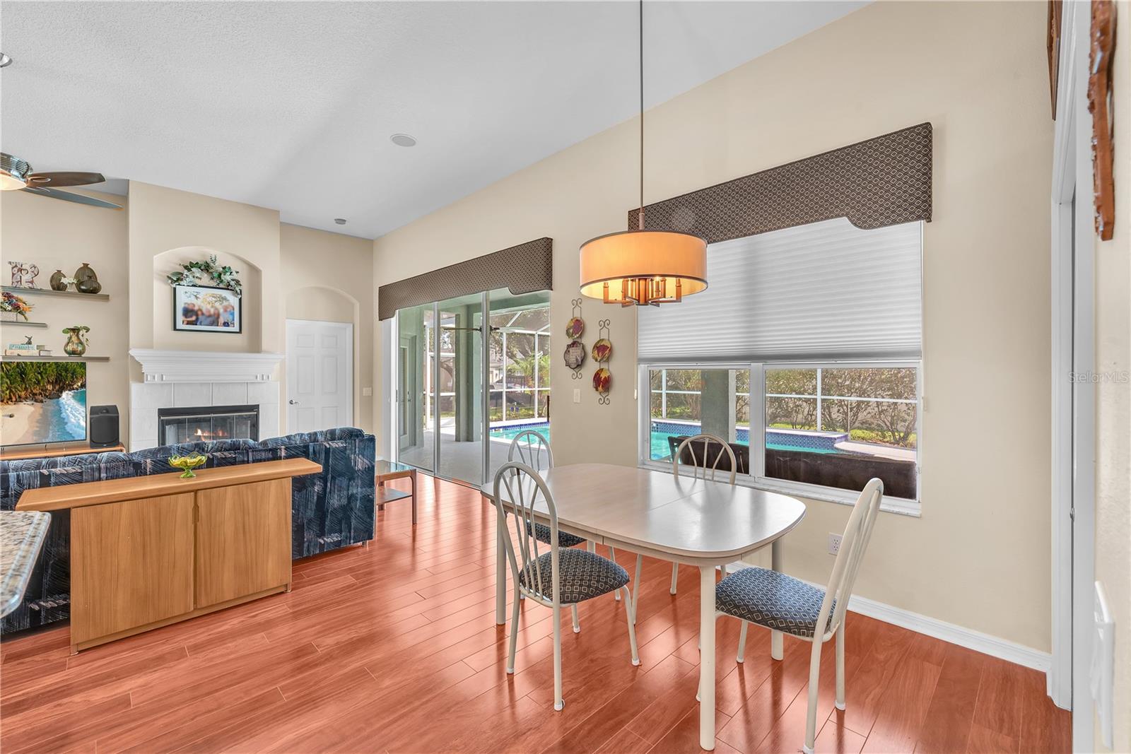 BLOOMINGDALE SEC CC PH - Residential
