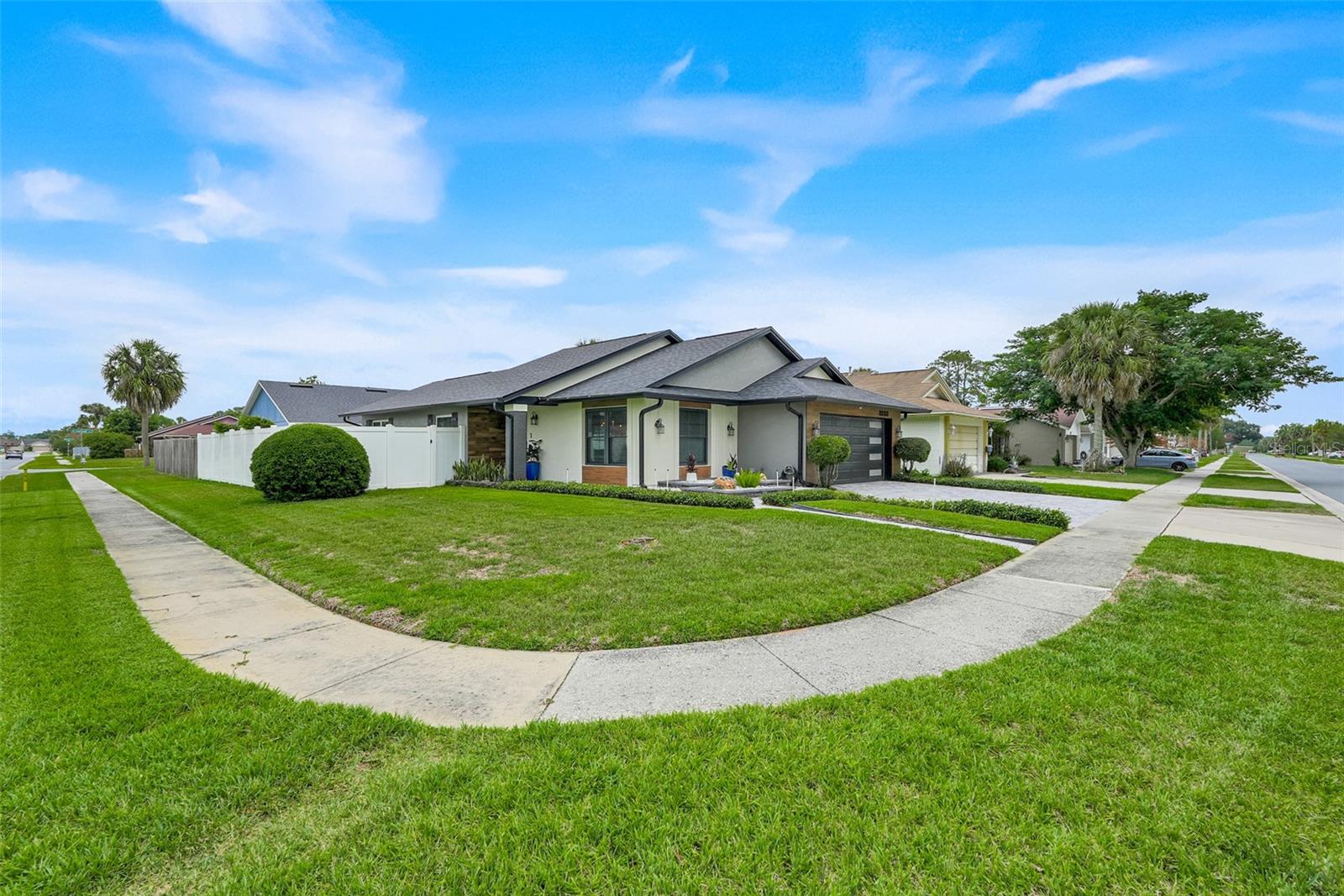 INDIAN WELLS UNIT 3 - Residential