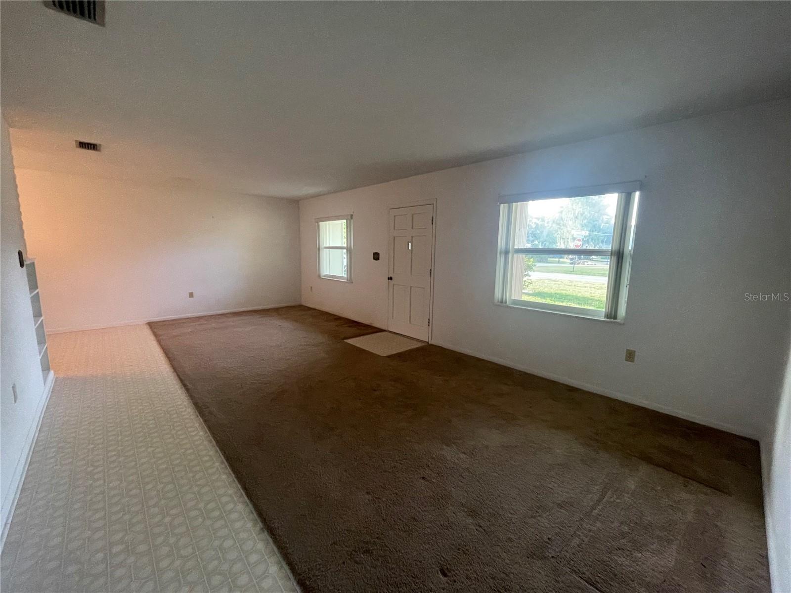 SPGS BATH & YACHT CLUB UNIT 03 - Residential