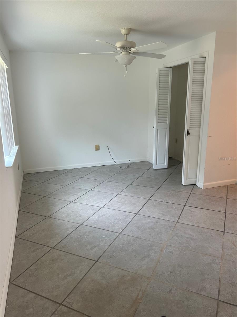 SPGS BATH & YACHT CLUB UNIT 03 - Residential