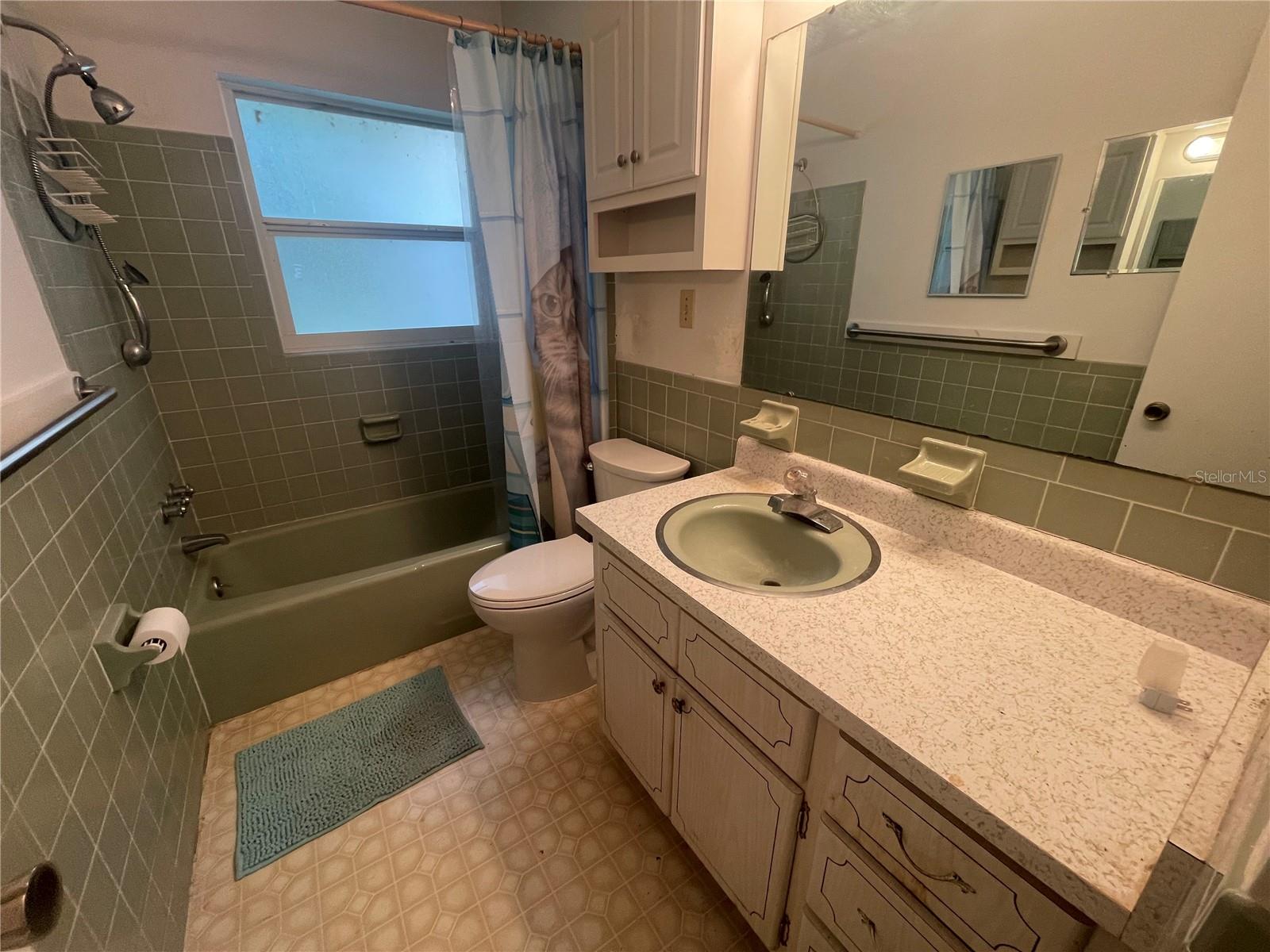 SPGS BATH & YACHT CLUB UNIT 03 - Residential