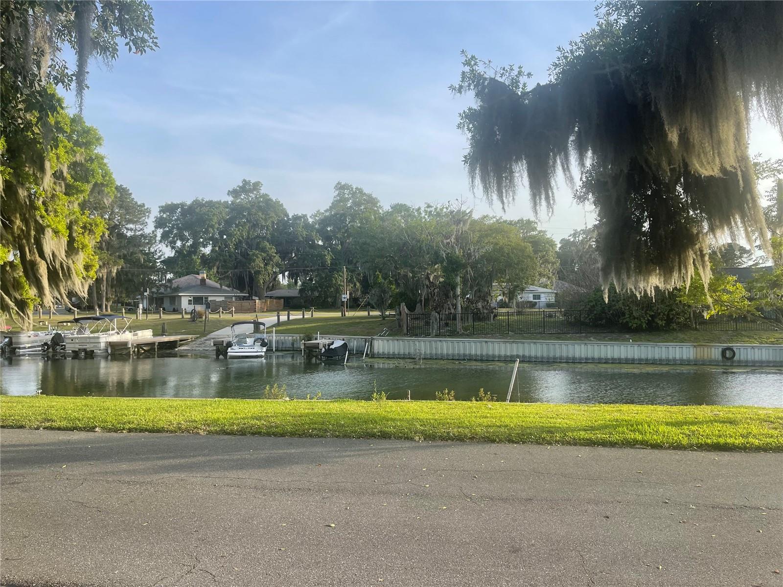 SPGS BATH & YACHT CLUB UNIT 03 - Residential