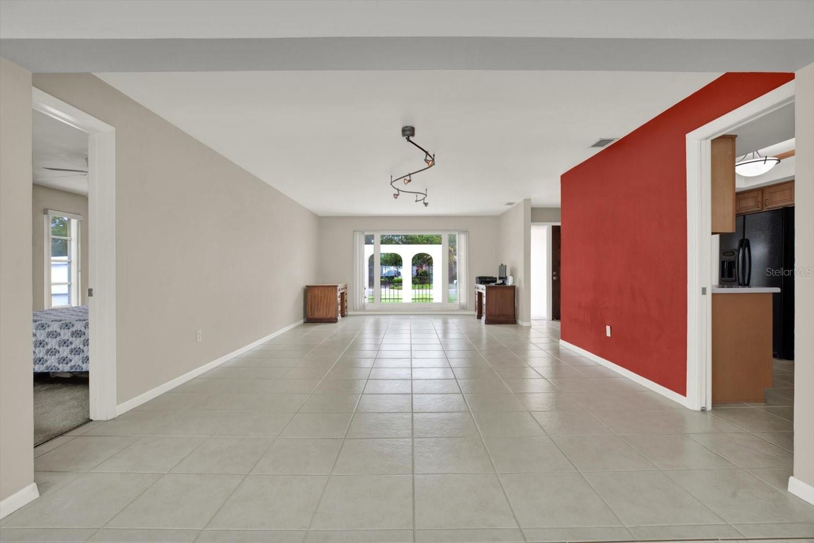 IMPERIAL POINT - Residential