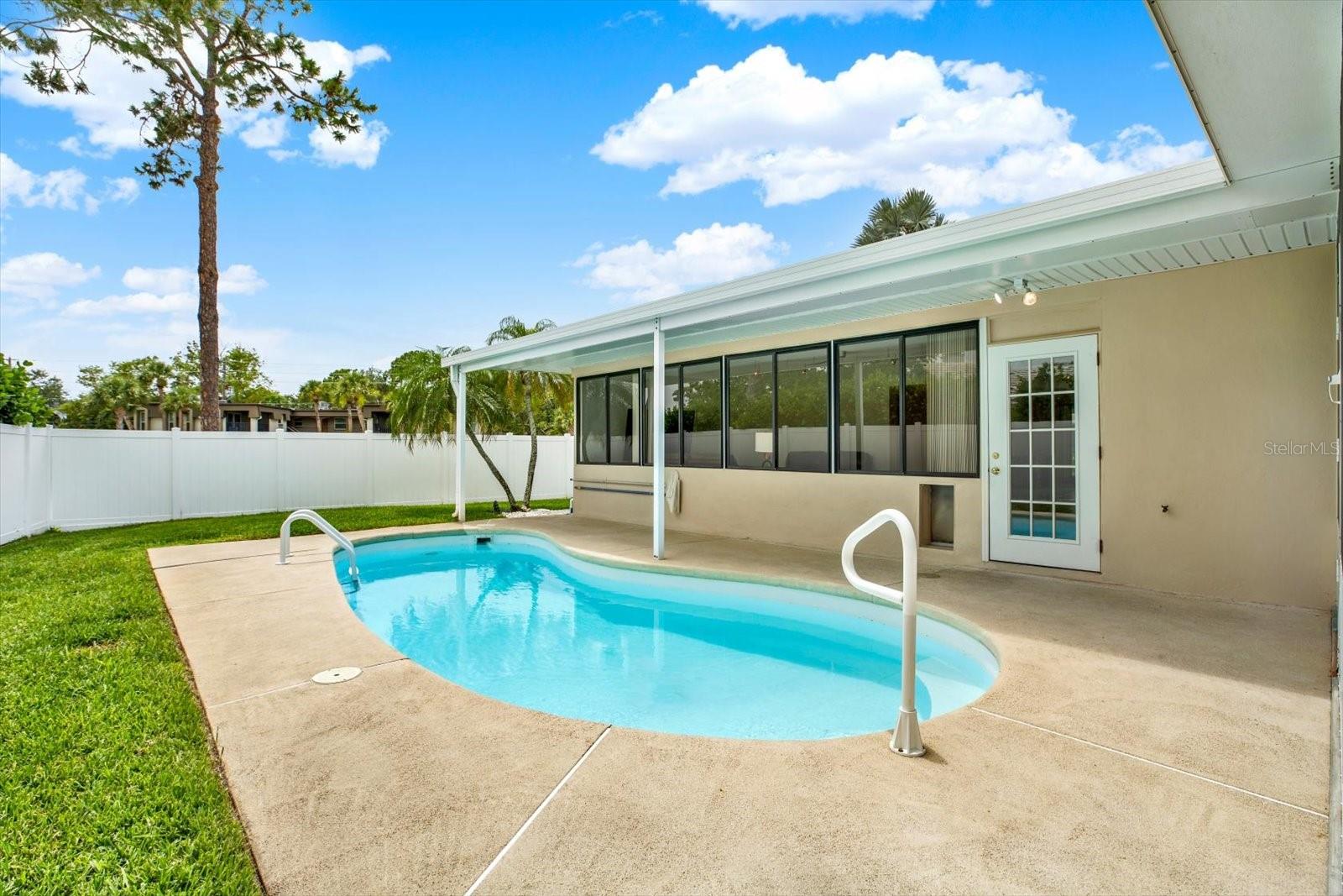 IMPERIAL POINT - Residential