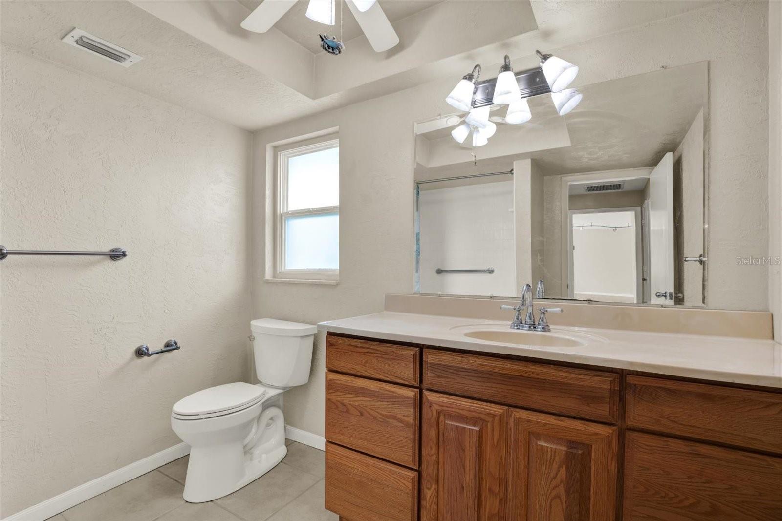 IMPERIAL POINT - Residential