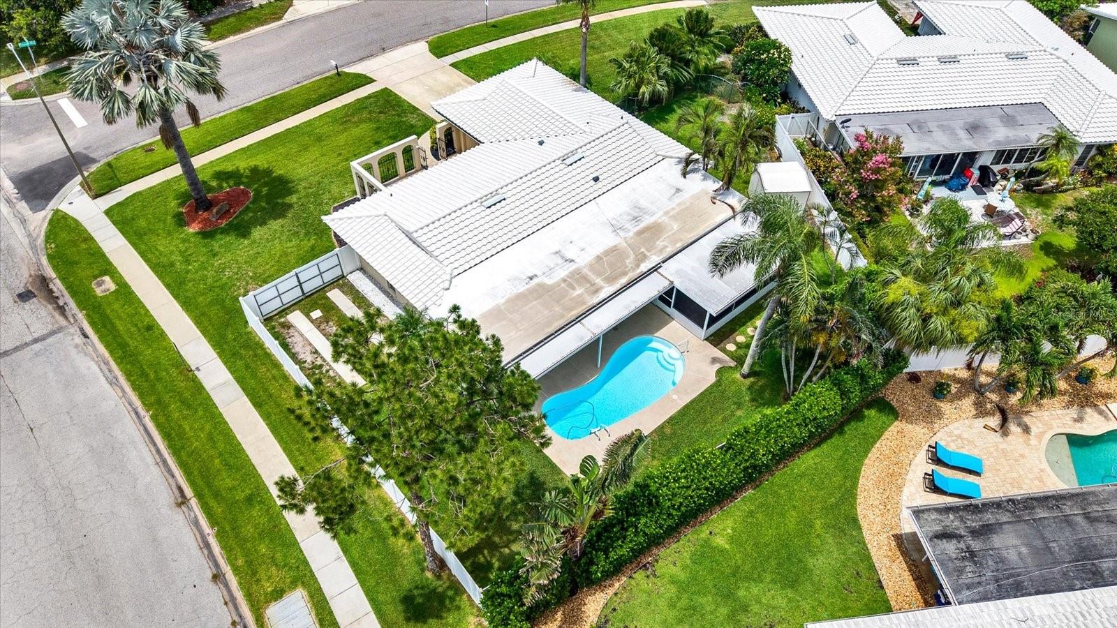 IMPERIAL POINT - Residential