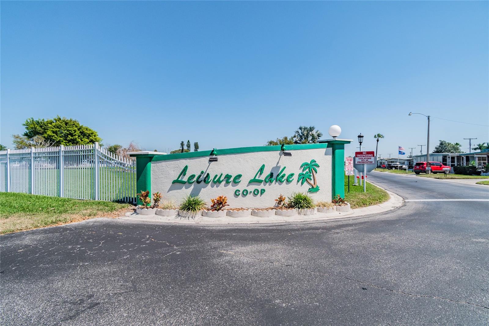 LEISURE LAKE MOBILE HOME PARK CO-OP - Land