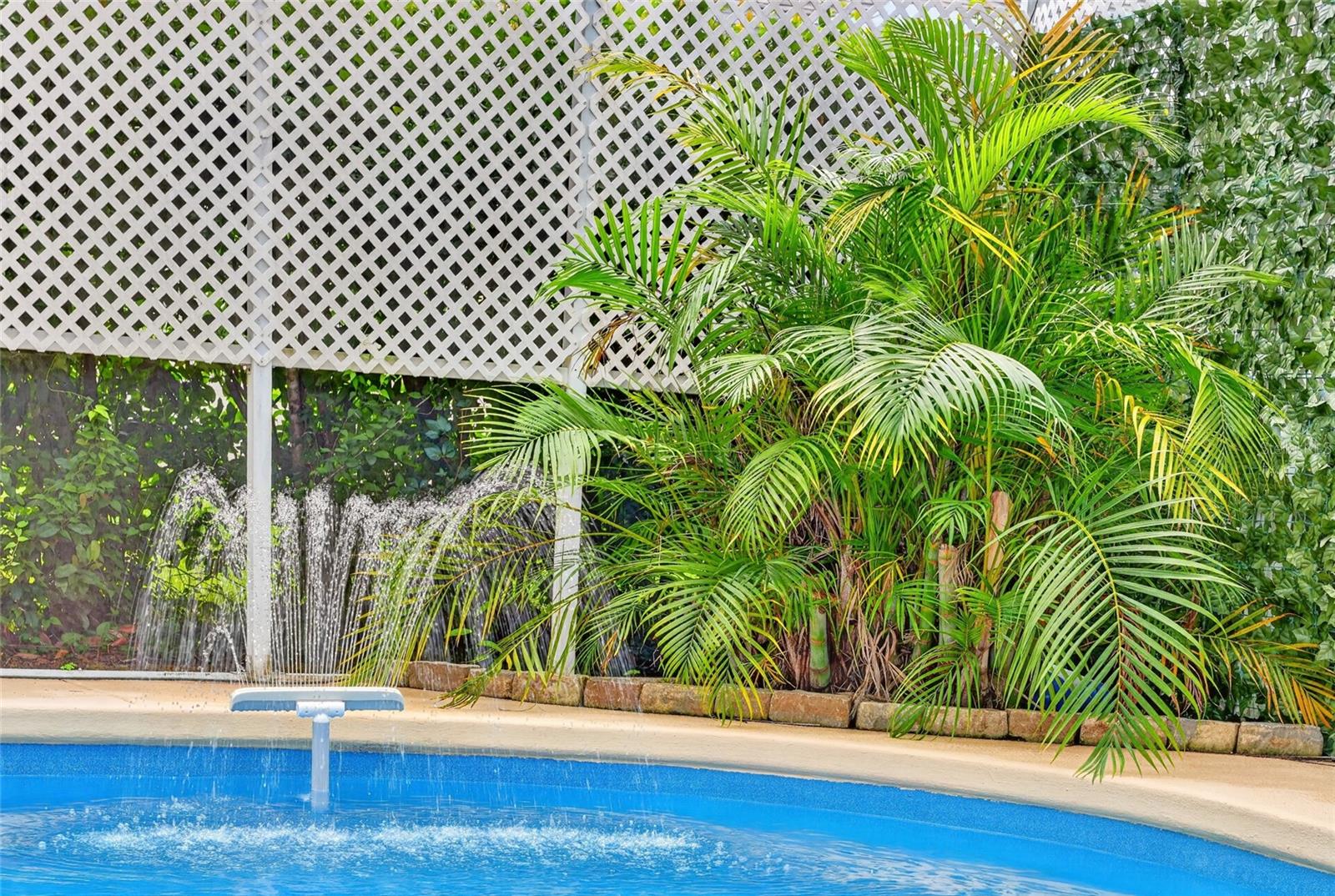 LADY LAKE ORANGE BLOSSOM GARDENS UNIT 18 - Residential
