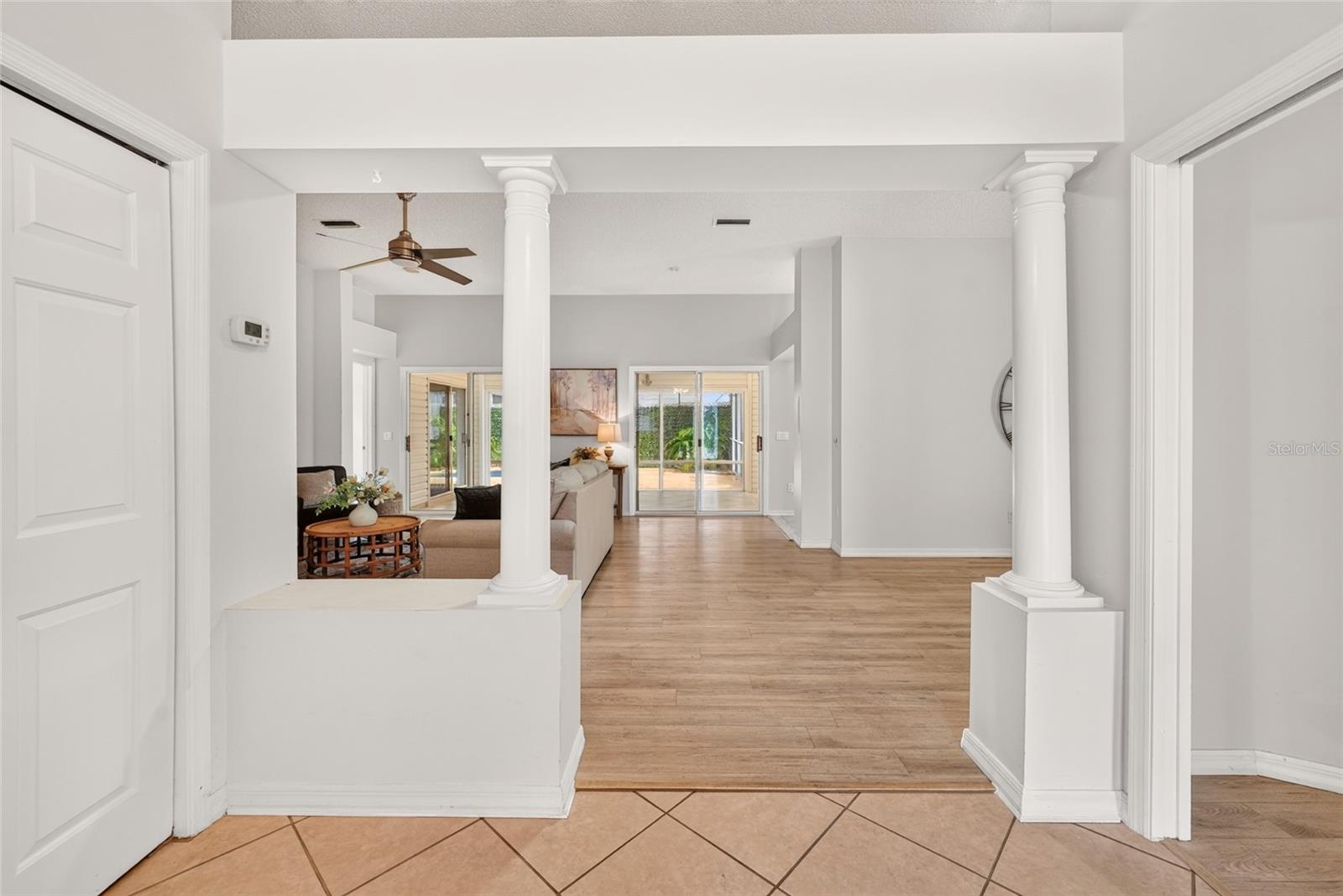 LADY LAKE ORANGE BLOSSOM GARDENS UNIT 18 - Residential