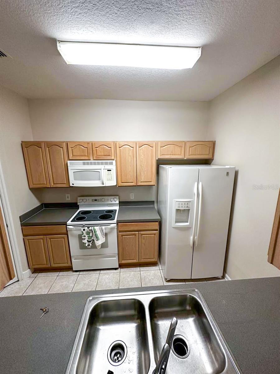 GOLF RIDGE CONDO - Residential Lease